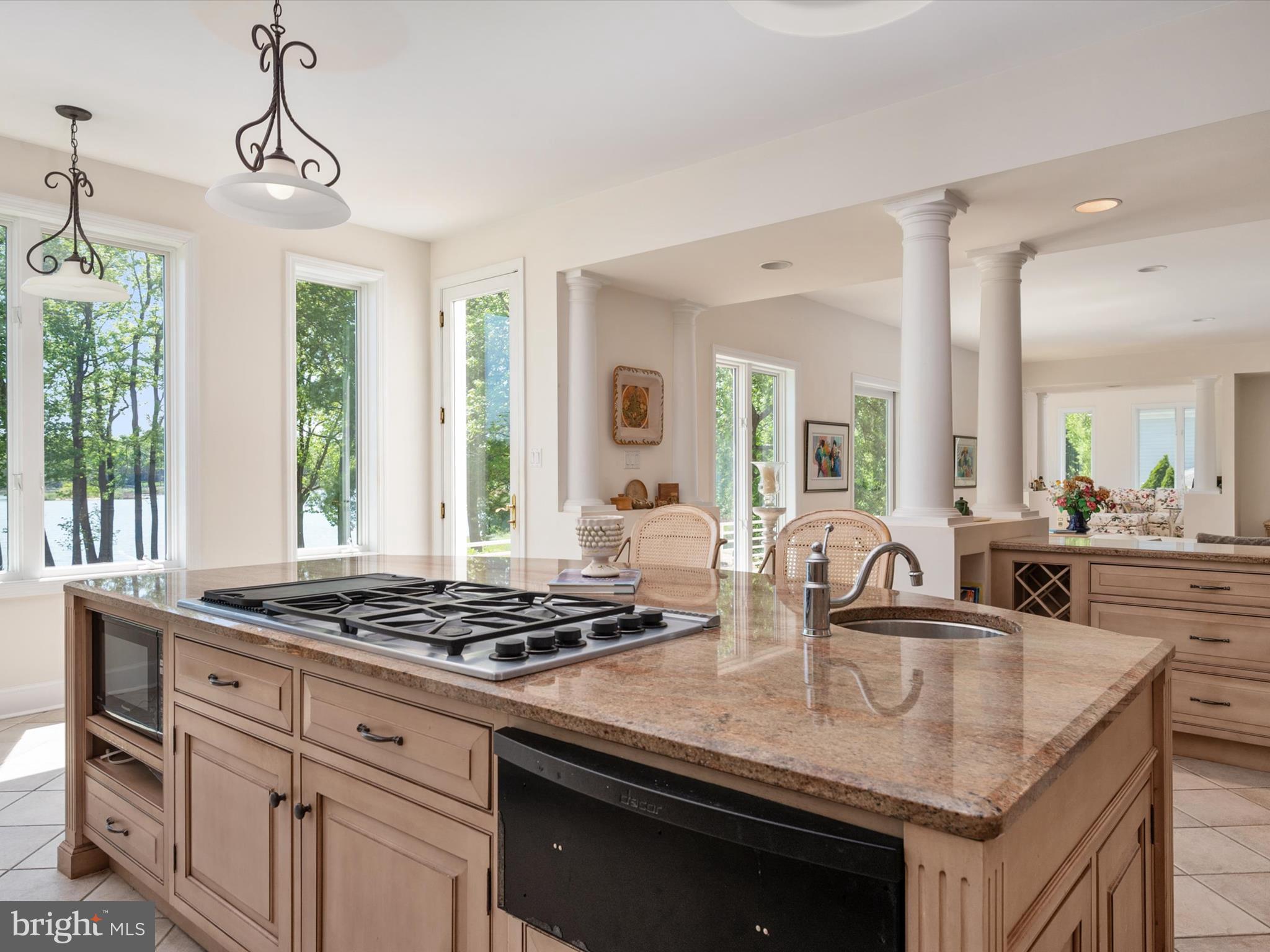 FISHING CREEK FARM - Residential