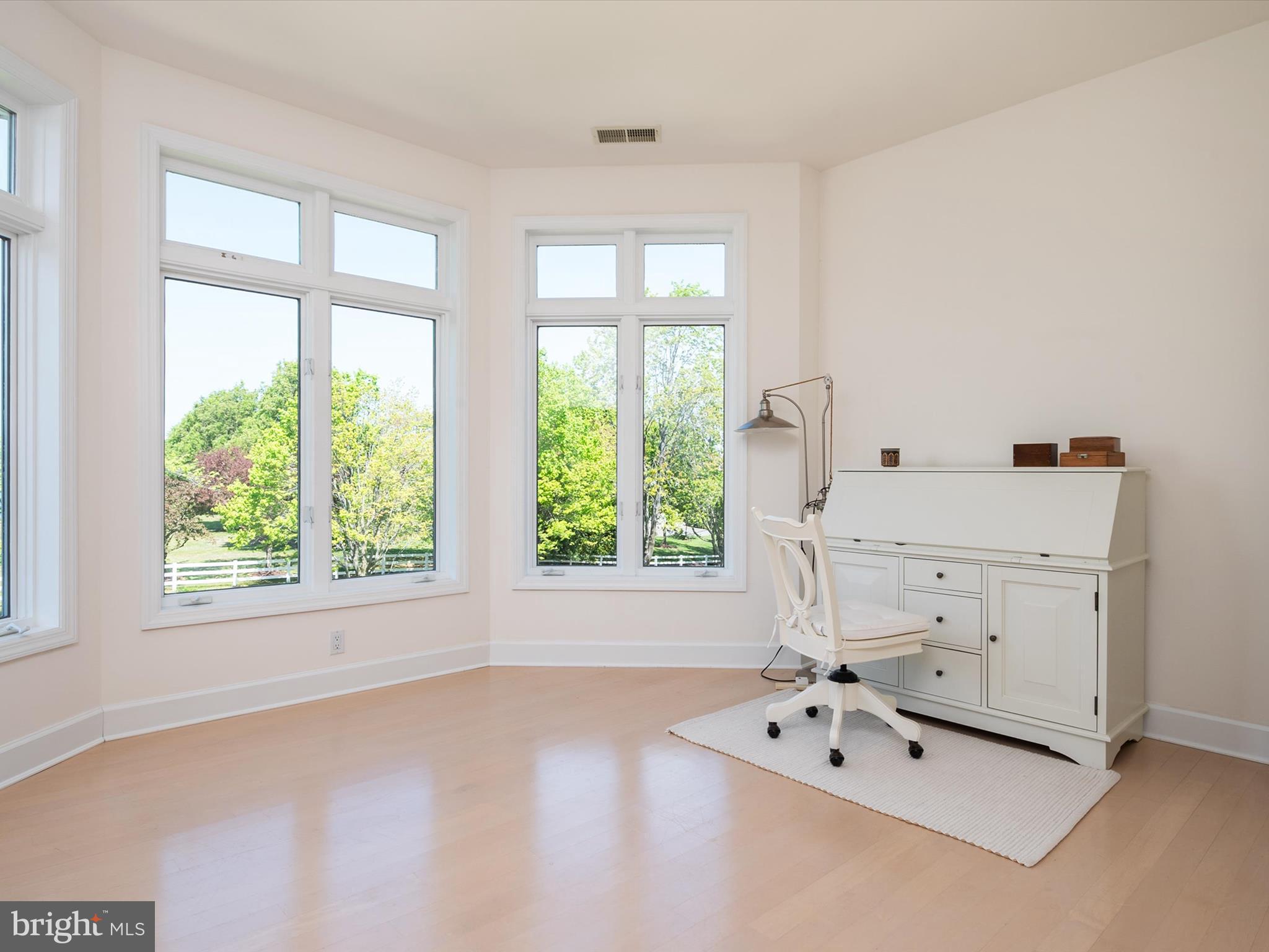 FISHING CREEK FARM - Residential