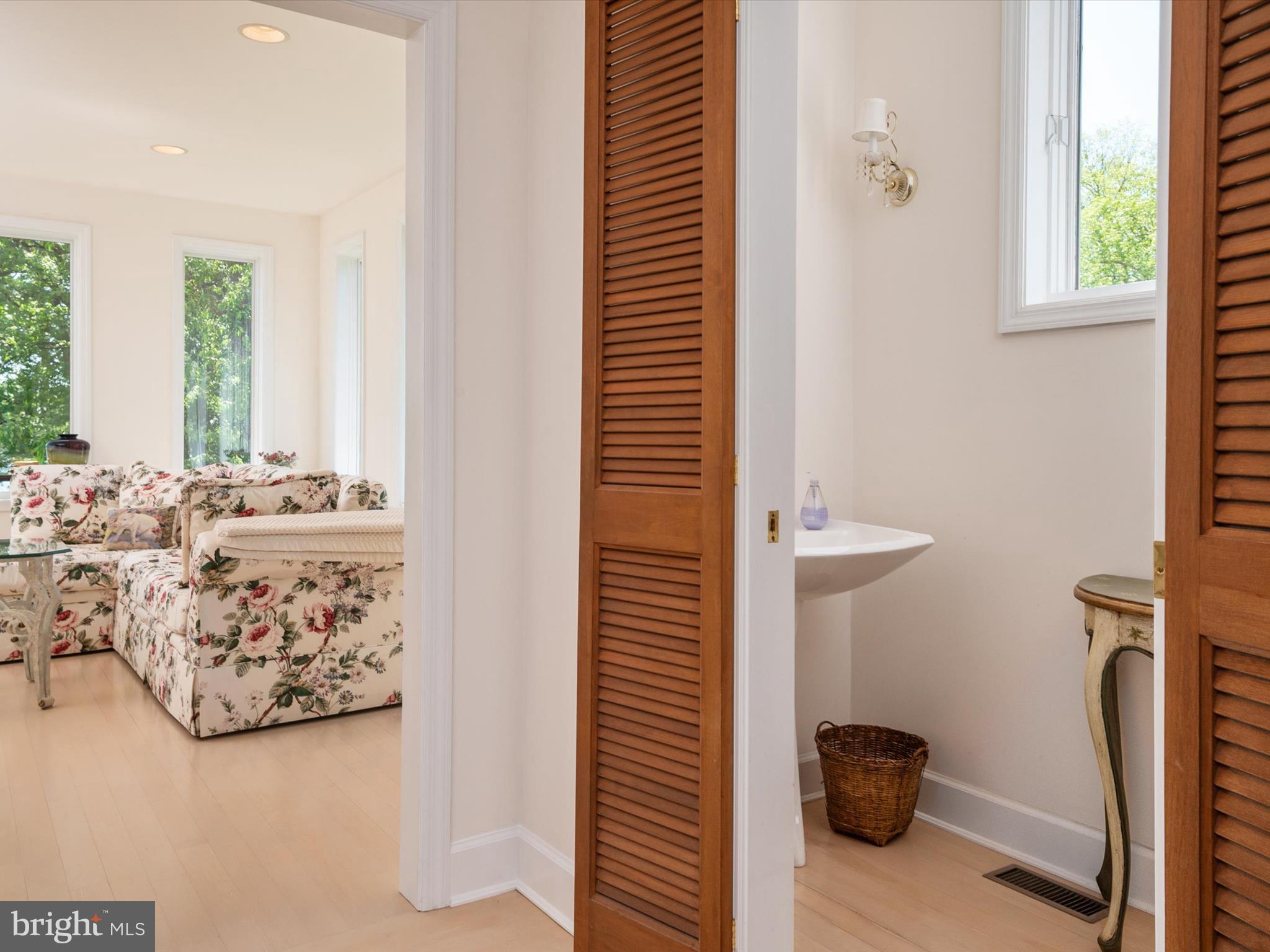 FISHING CREEK FARM - Residential