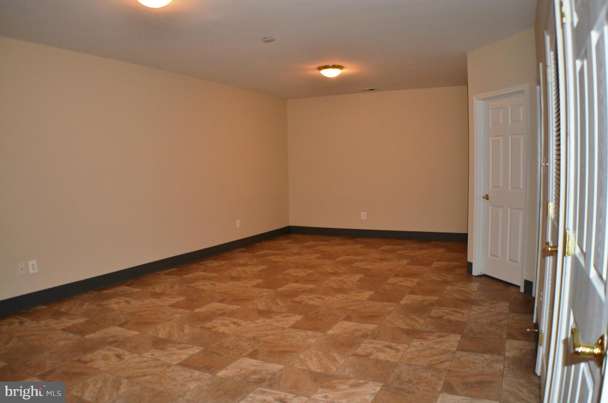 DAHLIA PARK OF WILDEWOOD - Residential Lease