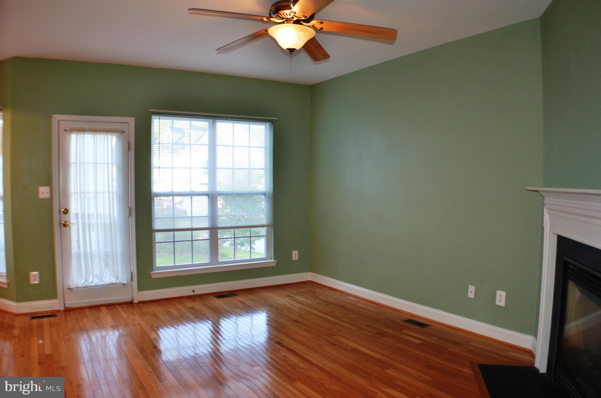 DAHLIA PARK OF WILDEWOOD - Residential Lease