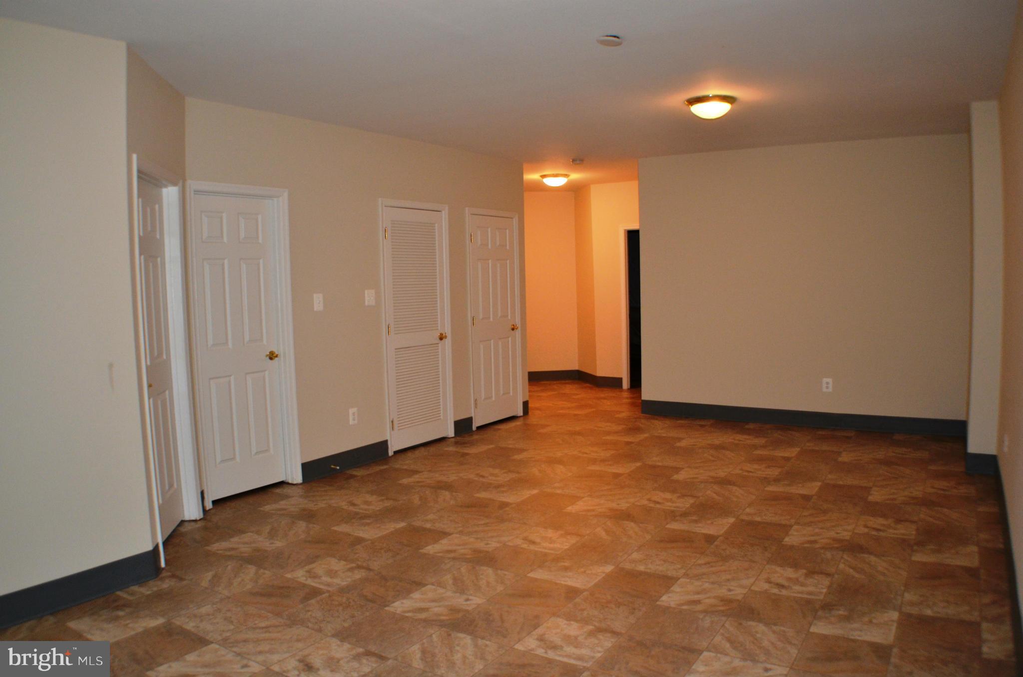 DAHLIA PARK OF WILDEWOOD - Residential Lease