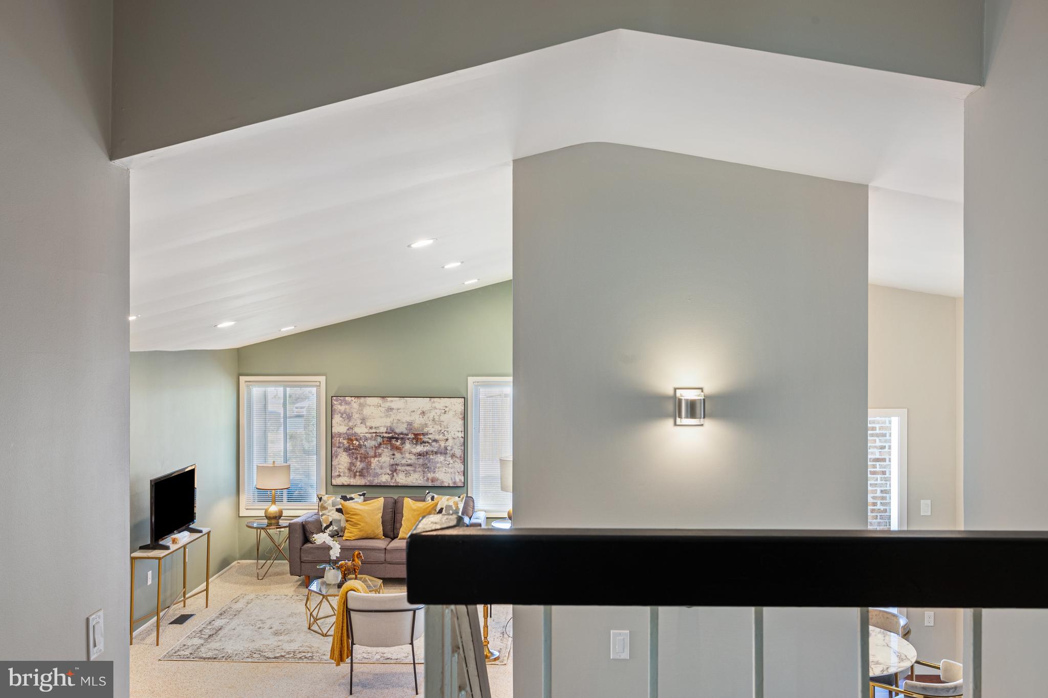 SUGARLAND RUN - Residential