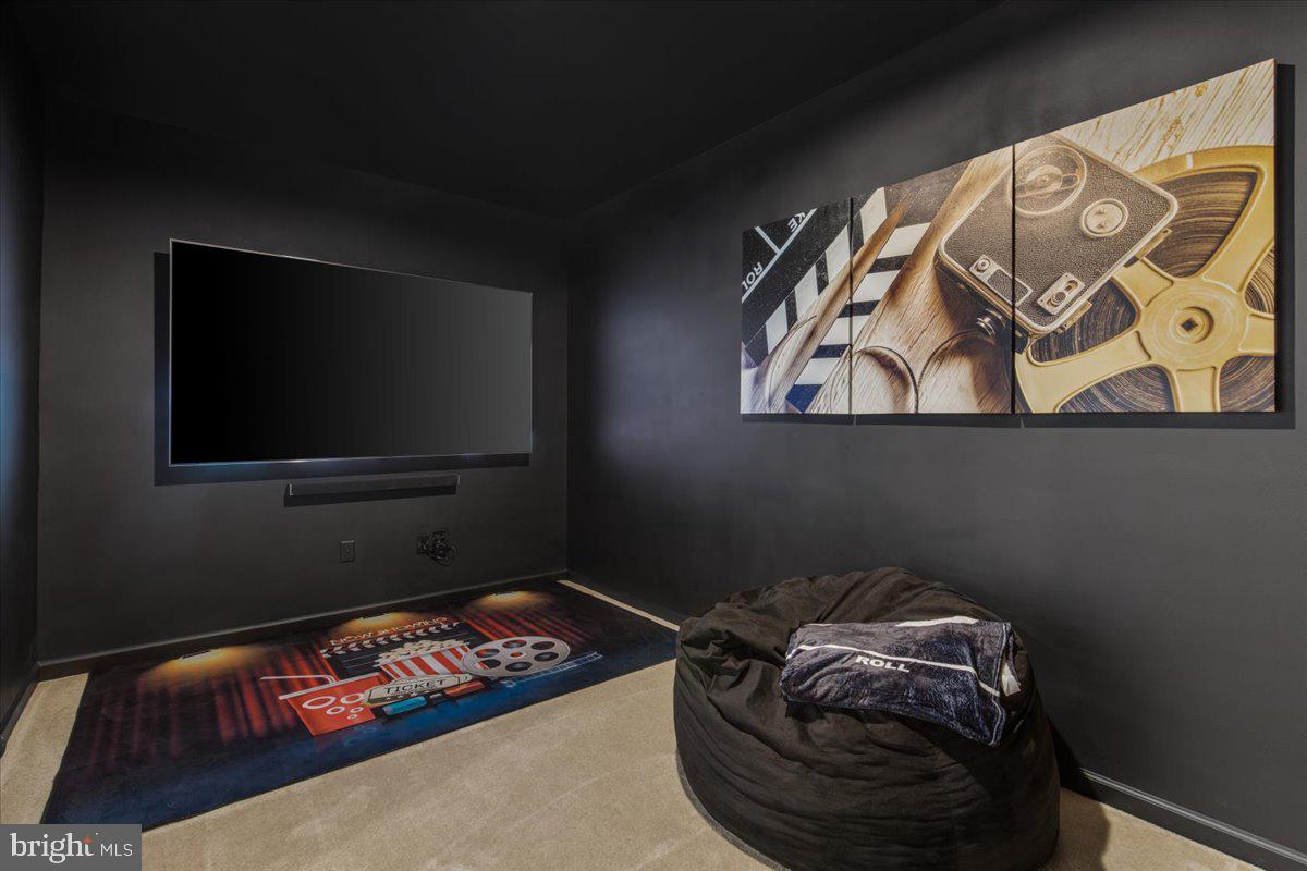 SMITH HOME FARM - Residential