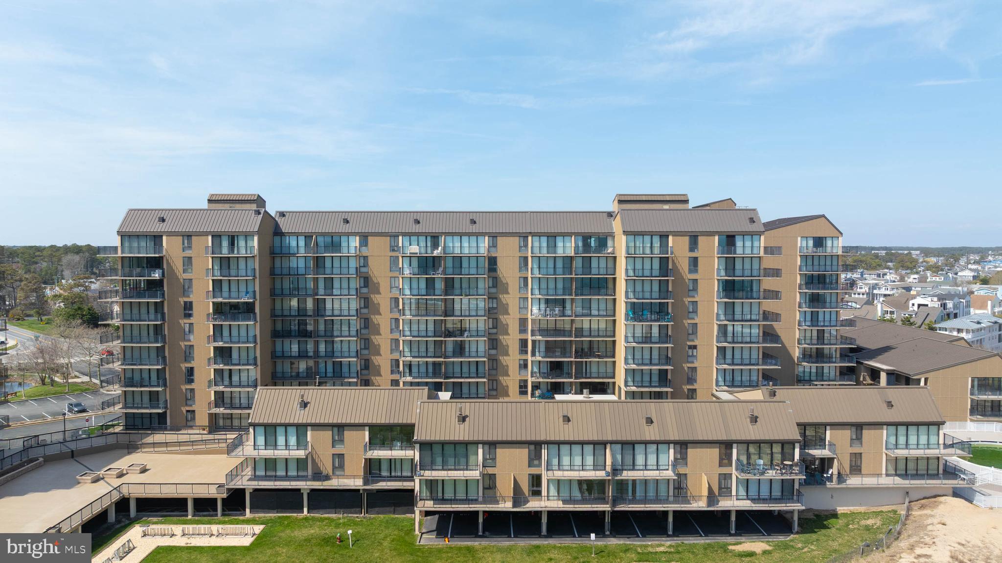 SEA COLONY EAST - Residential