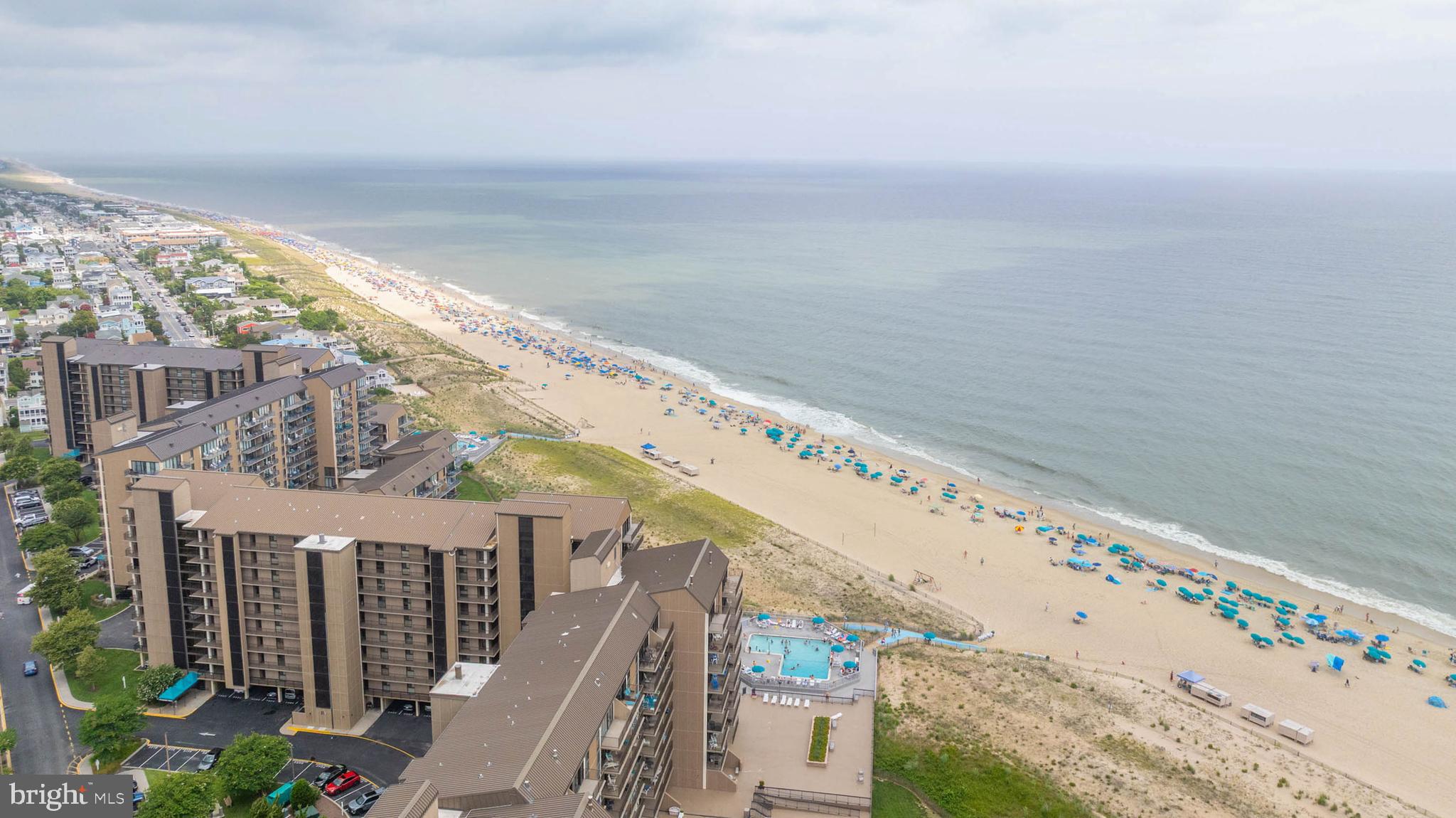 SEA COLONY EAST - Residential