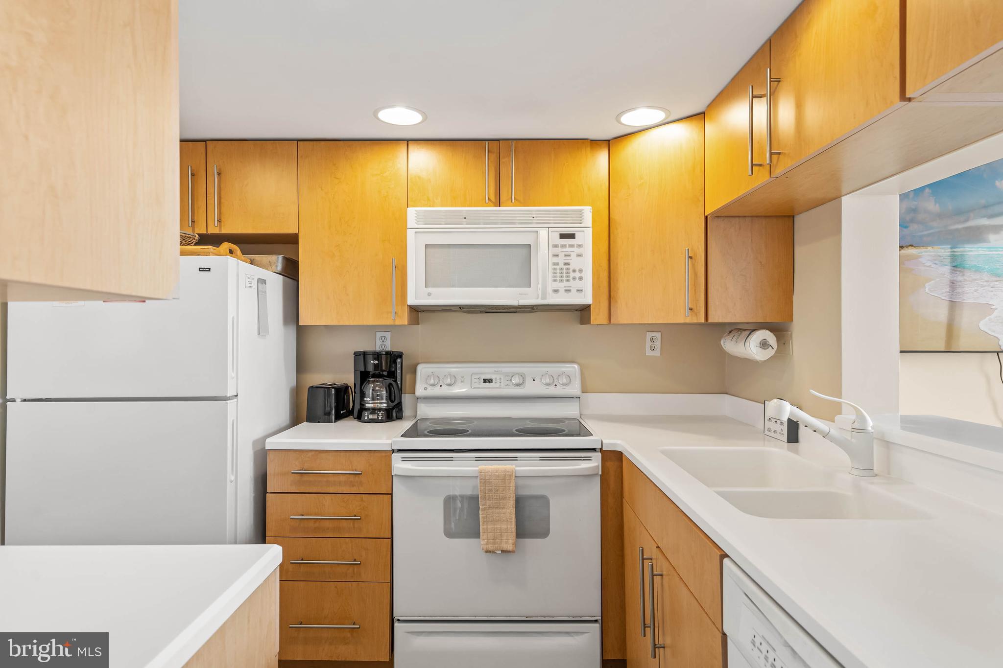 SEA COLONY EAST - Residential