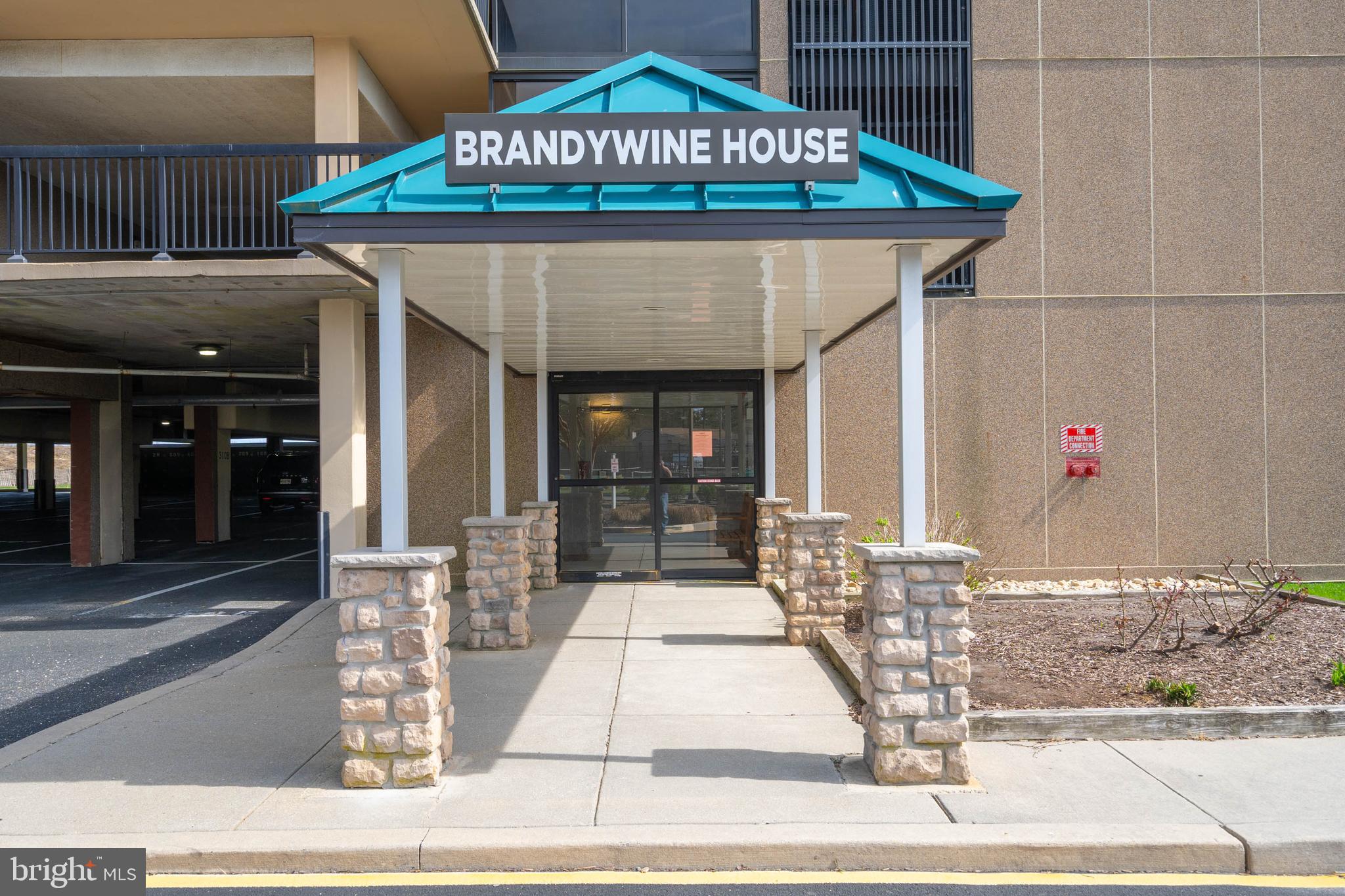 SEA COLONY EAST - Residential