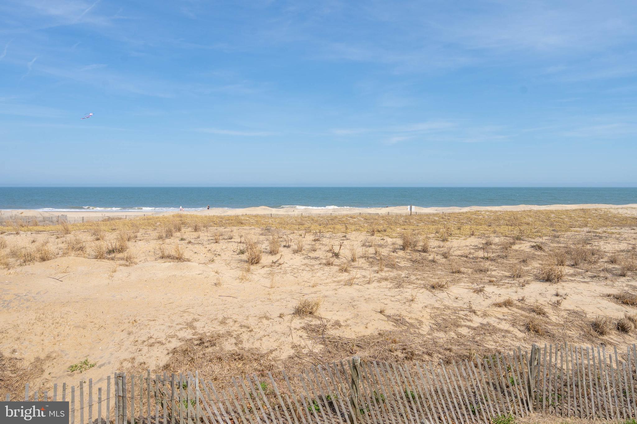 SEA COLONY EAST - Residential