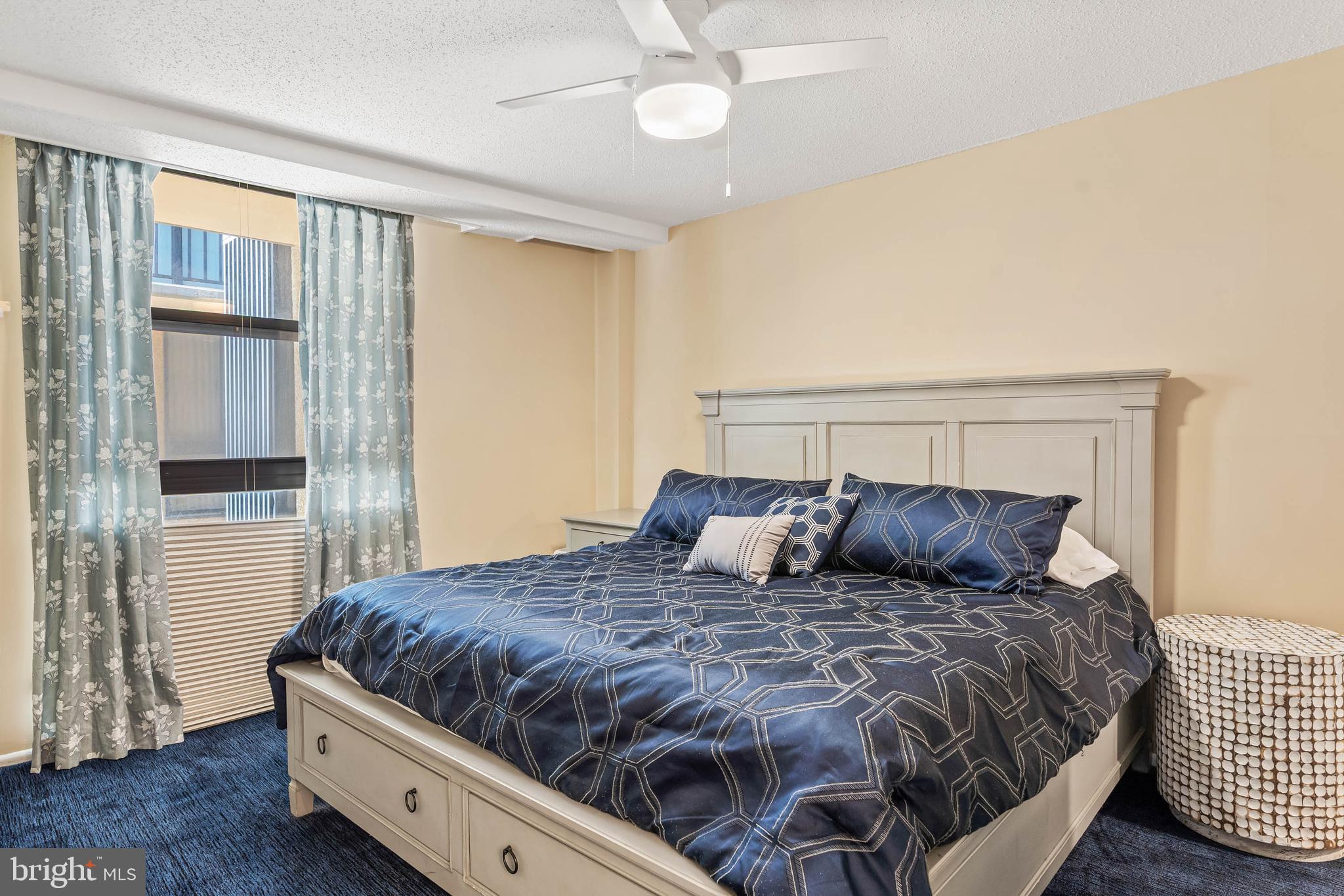 SEA COLONY EAST - Residential