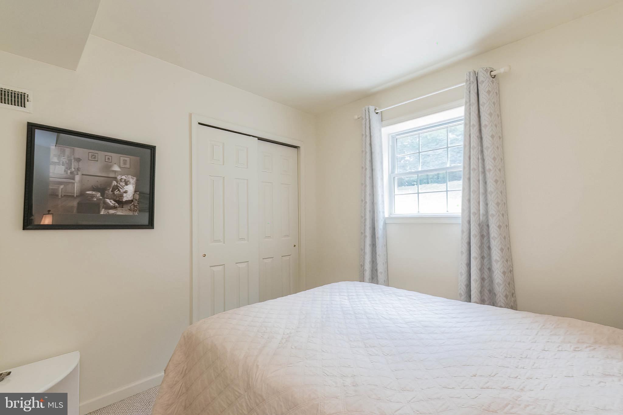 FOREST HEIGHTS - Residential