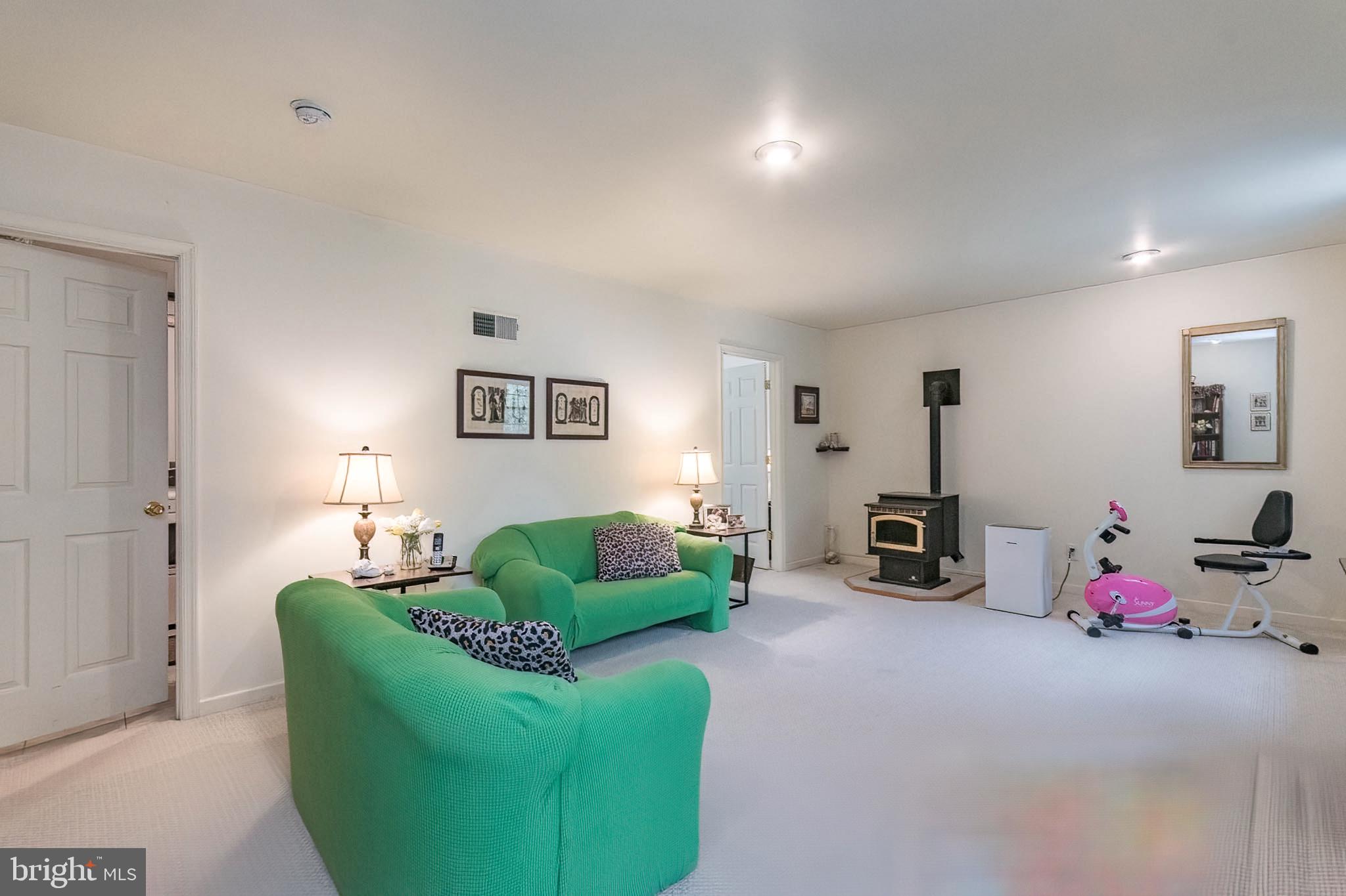 FOREST HEIGHTS - Residential