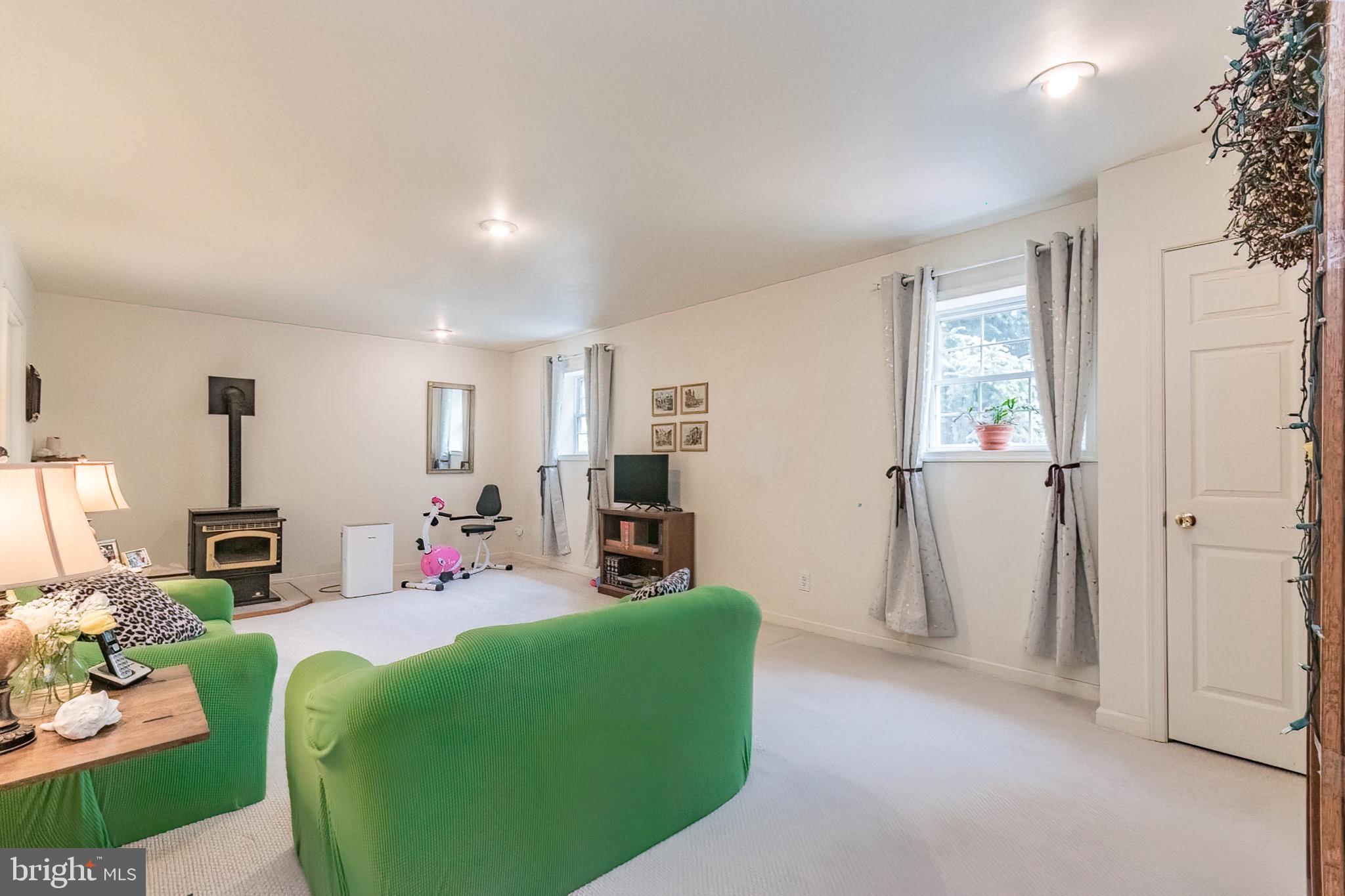 FOREST HEIGHTS - Residential