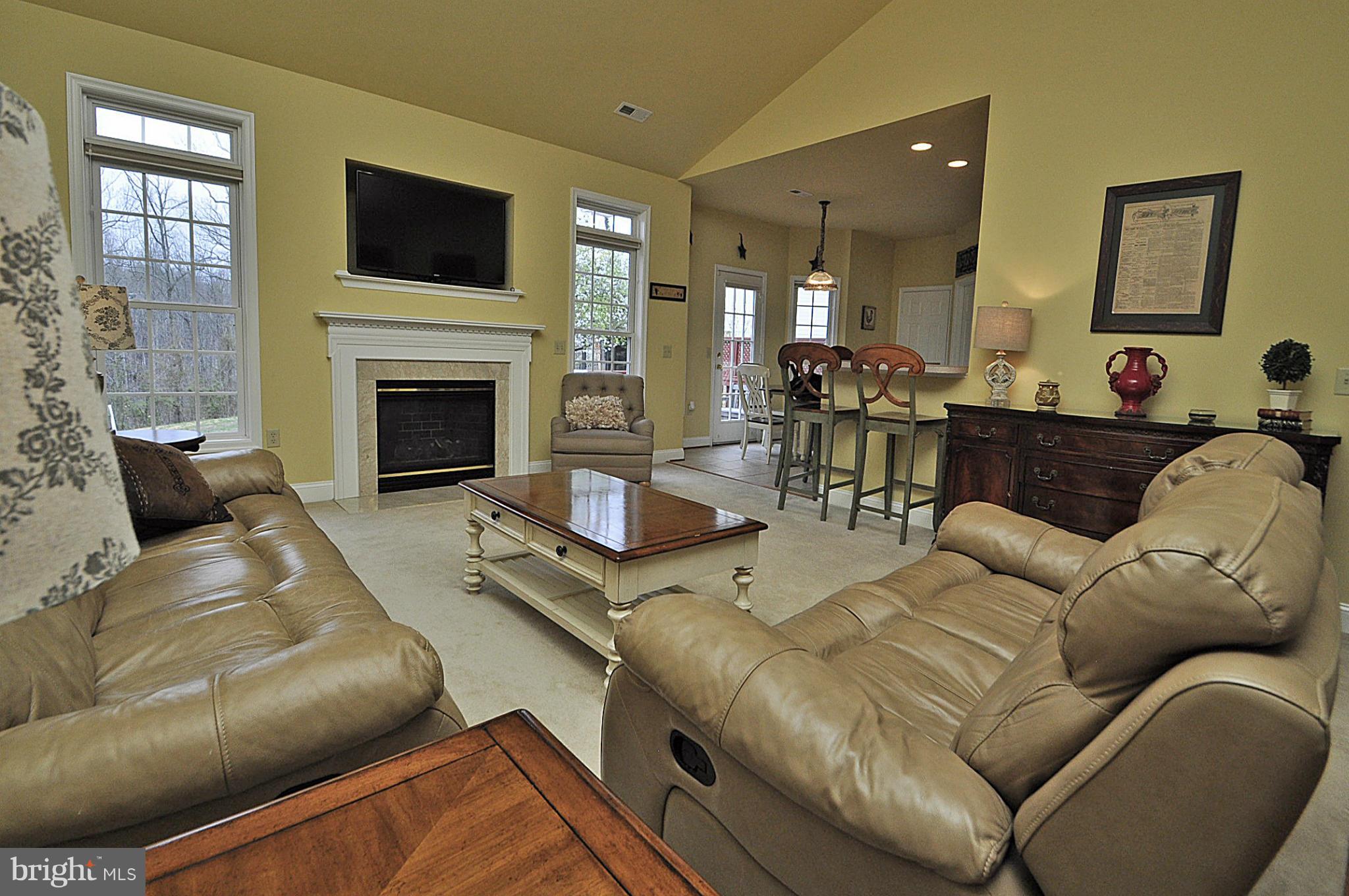 STAFFORD LAKES VILLAGE - Residential