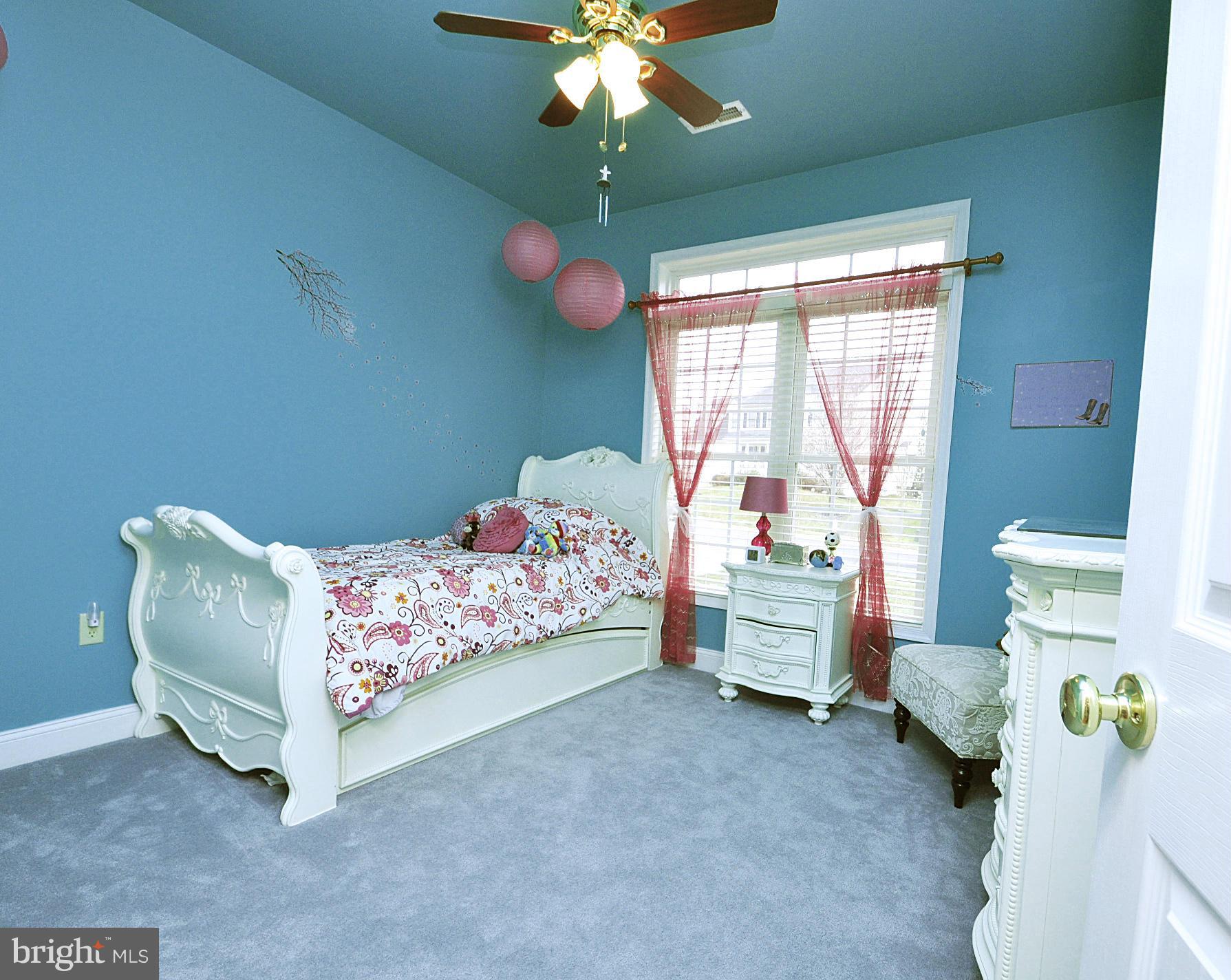 STAFFORD LAKES VILLAGE - Residential