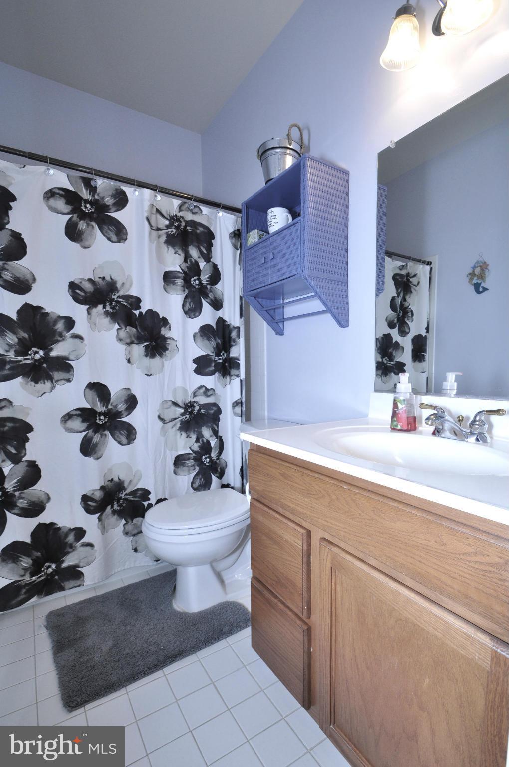 STAFFORD LAKES VILLAGE - Residential