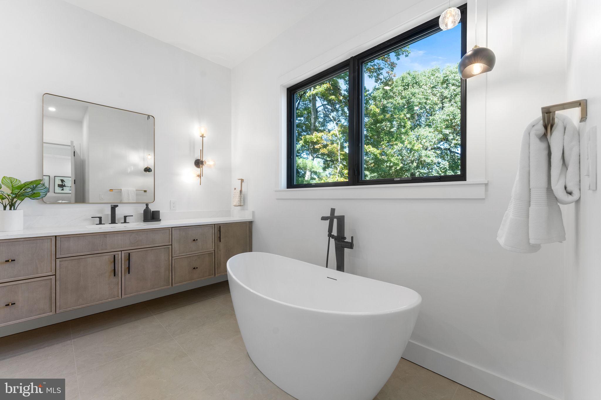 WOODHAVEN - Residential