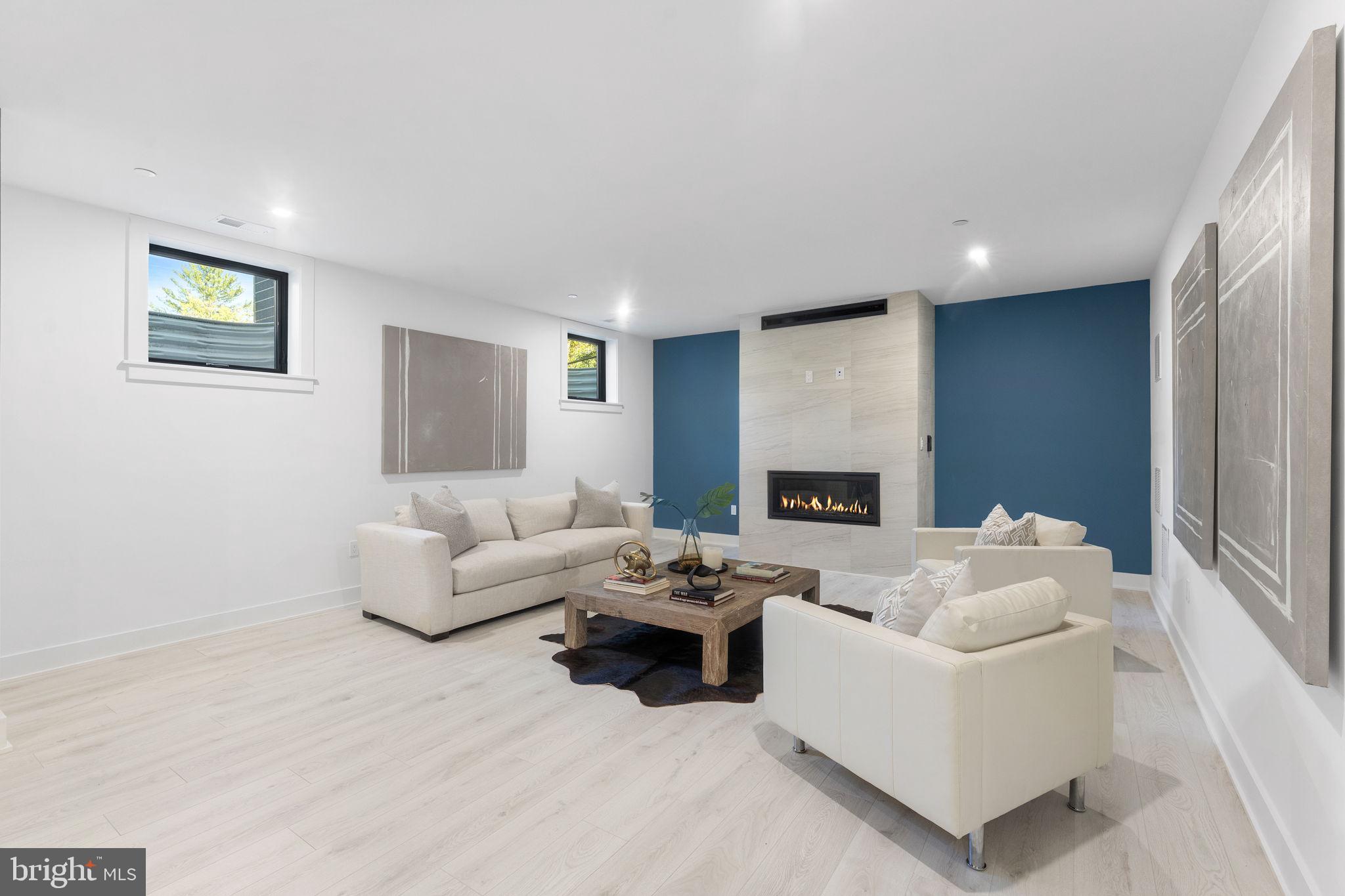 WOODHAVEN - Residential