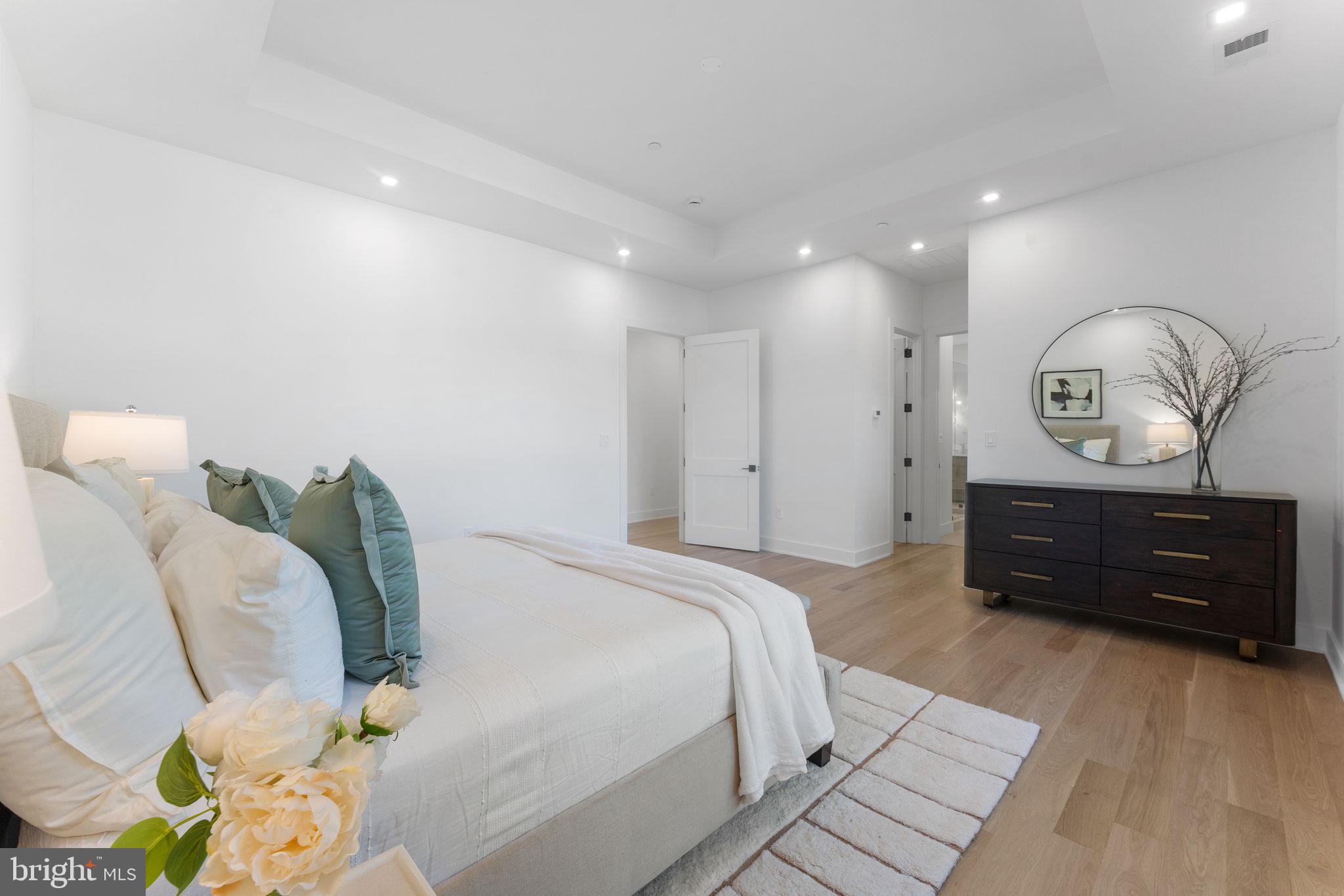 WOODHAVEN - Residential