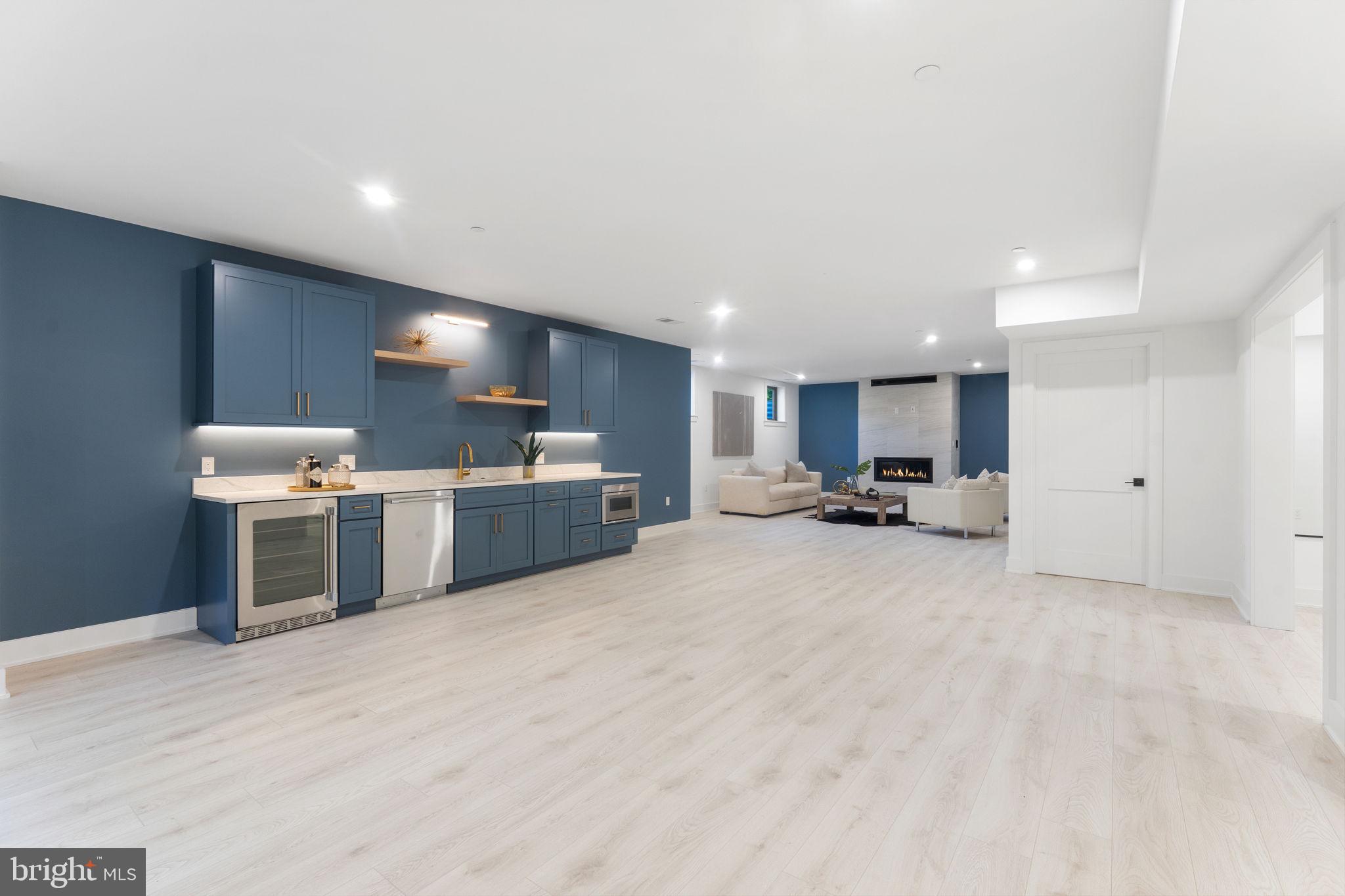 WOODHAVEN - Residential