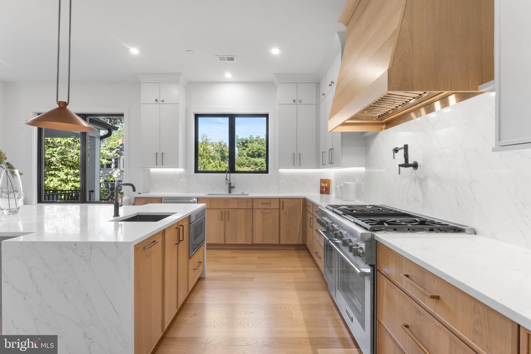 WOODHAVEN - Residential