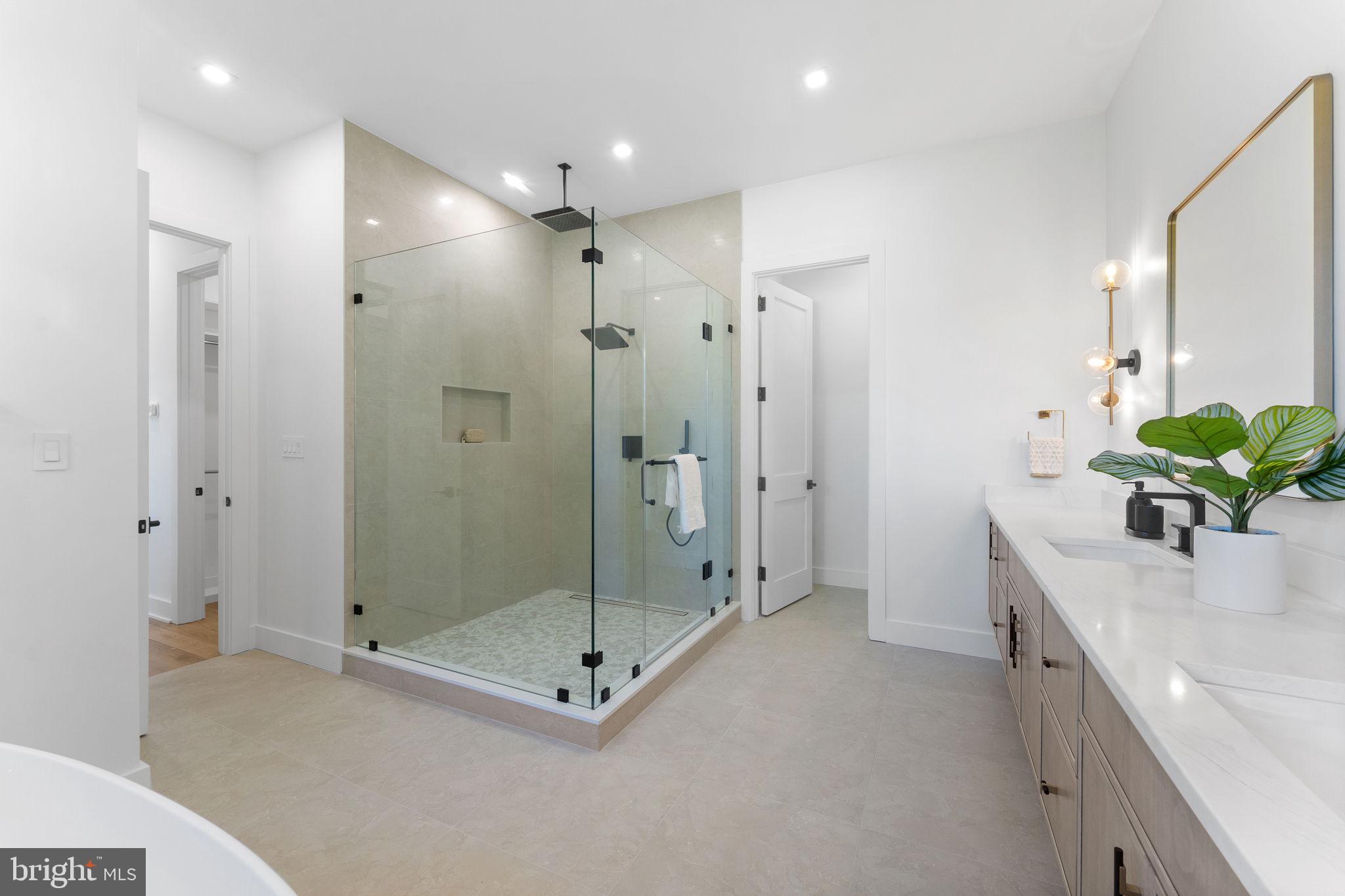 WOODHAVEN - Residential