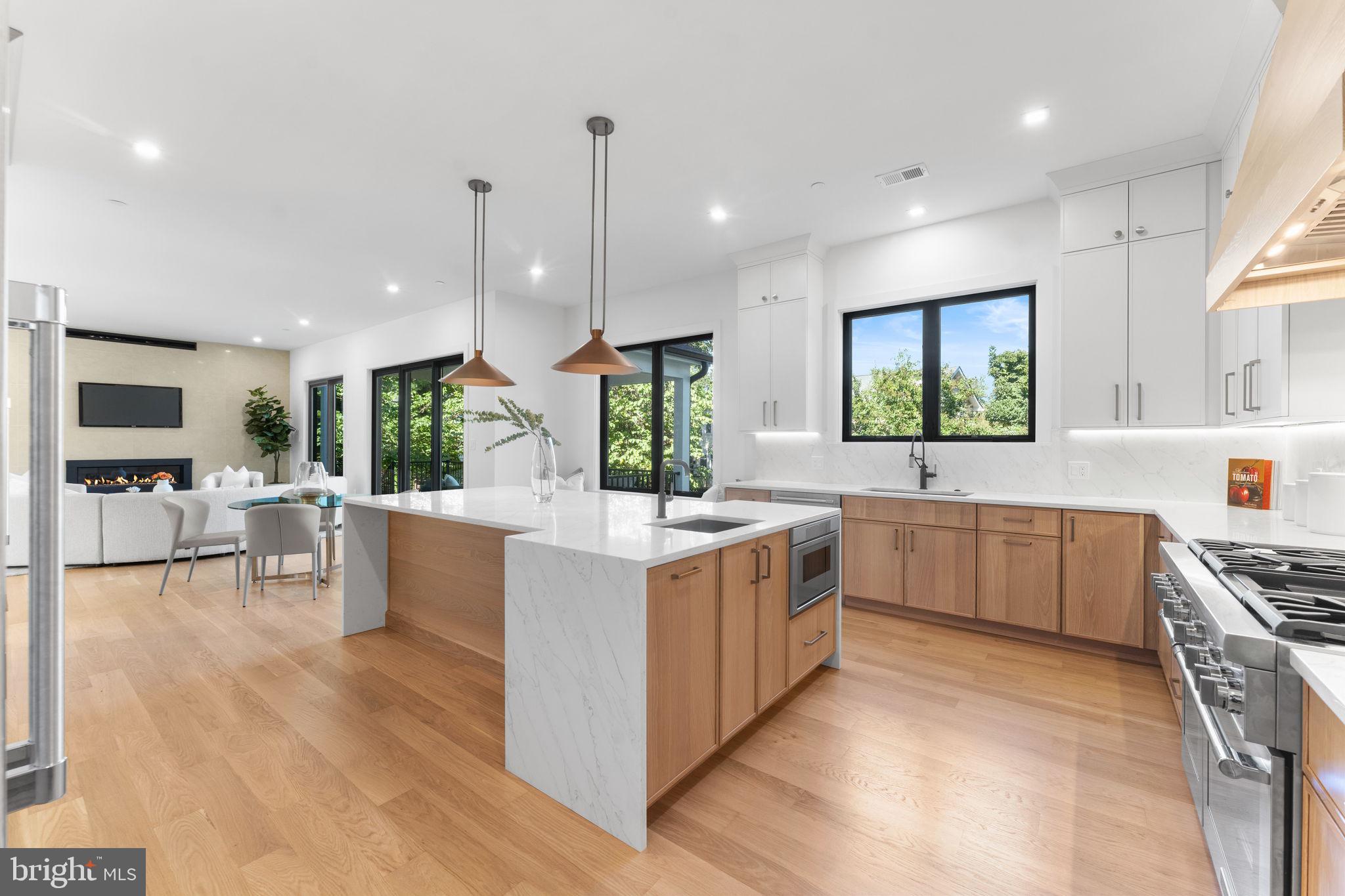 WOODHAVEN - Residential
