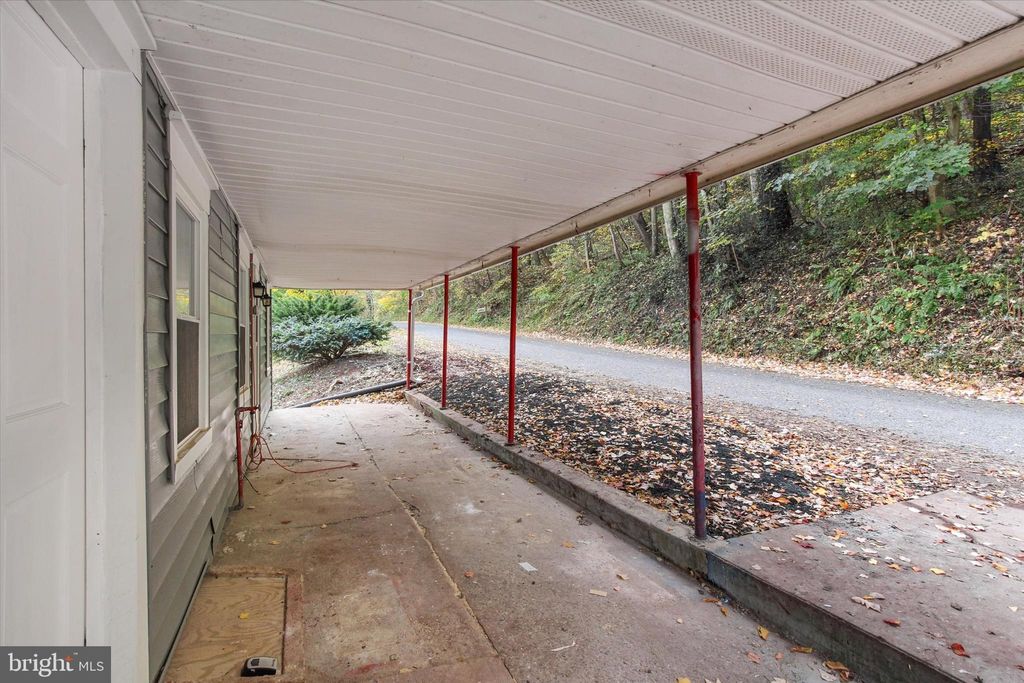 Photo of 165 BLUE LN, COLUMBIA, PA 17512 (MLS # PALA2026980)