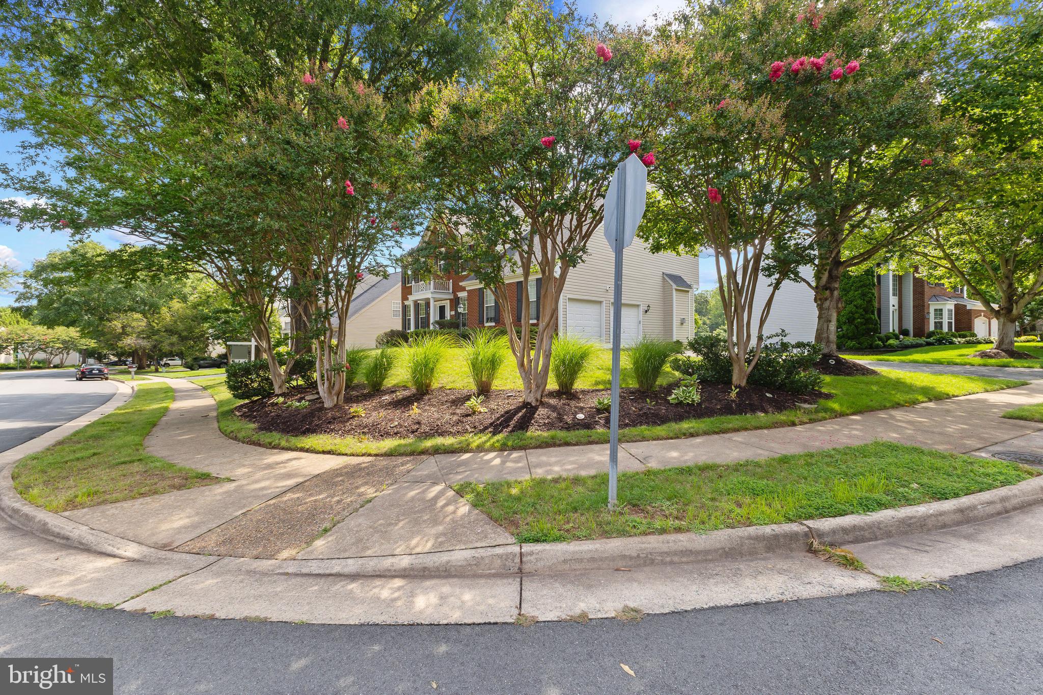 6000 LYCEUM LANE