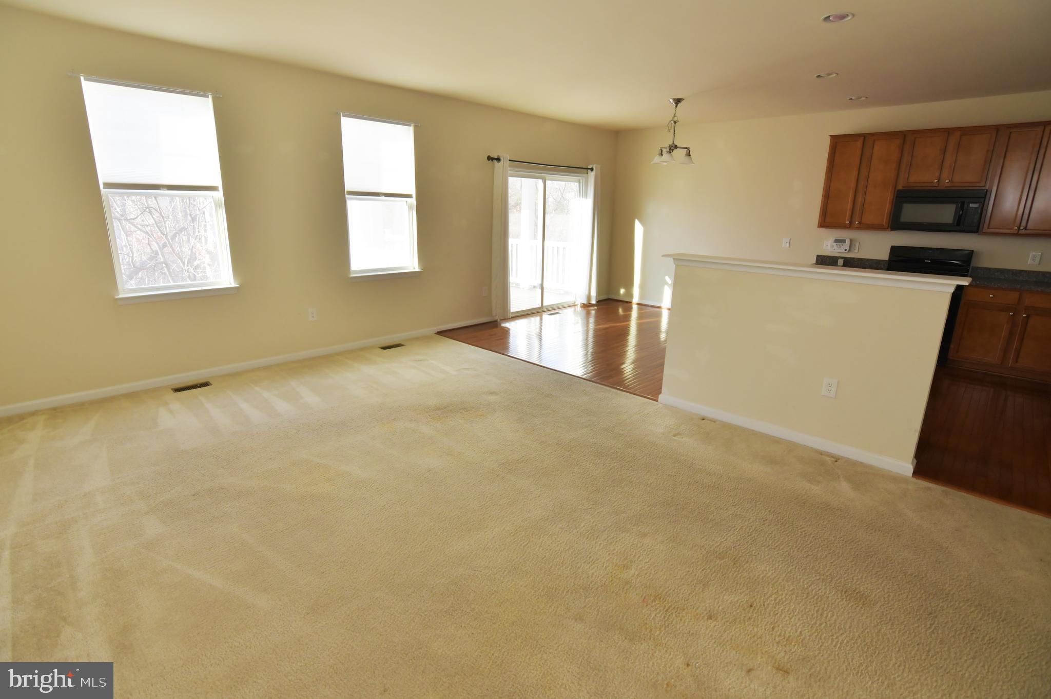 WAKELAND MANOR - Residential