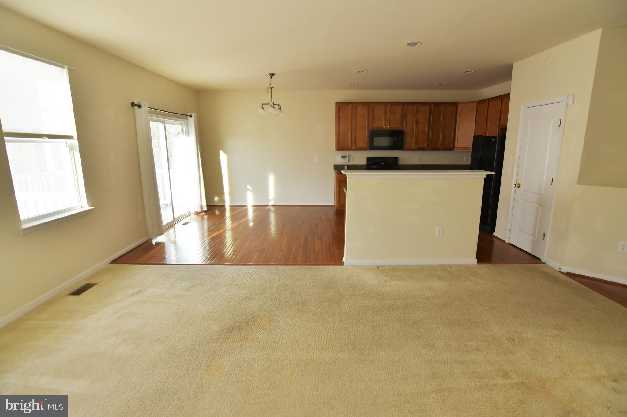 WAKELAND MANOR - Residential