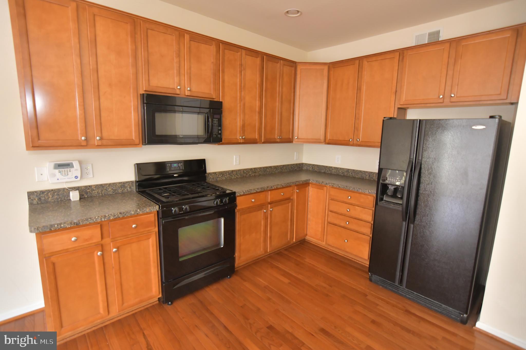 WAKELAND MANOR - Residential