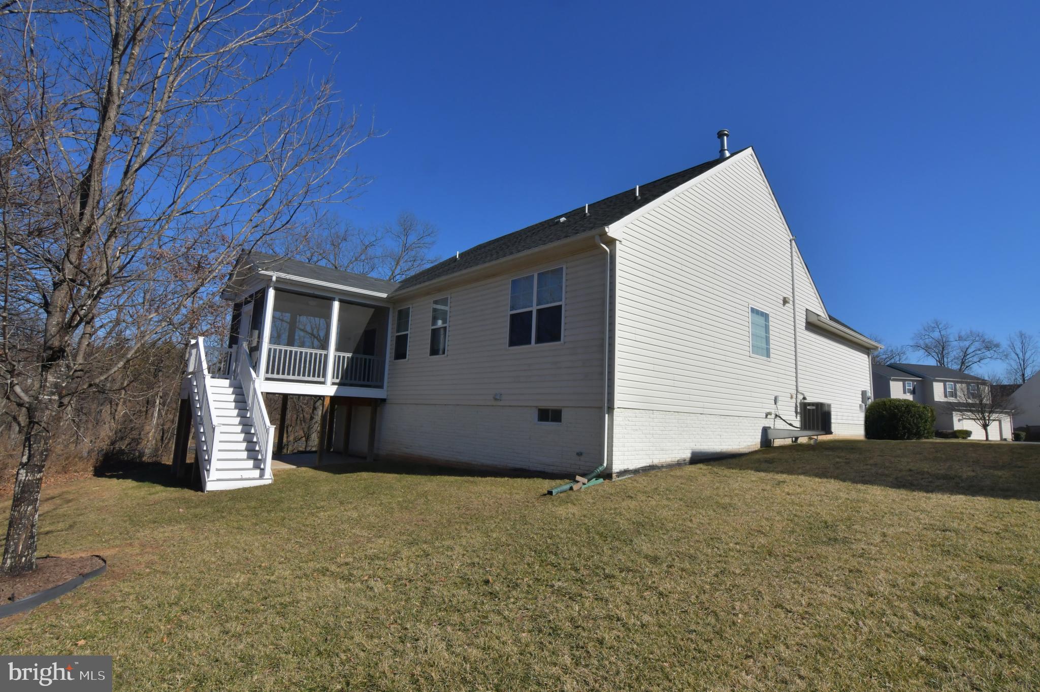 WAKELAND MANOR - Residential