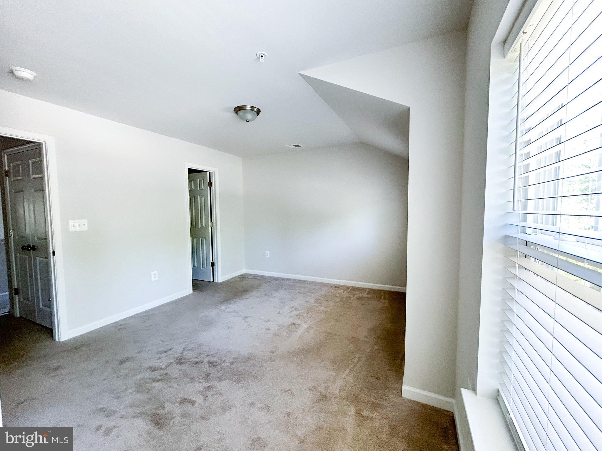 SWAN POINT - Residential