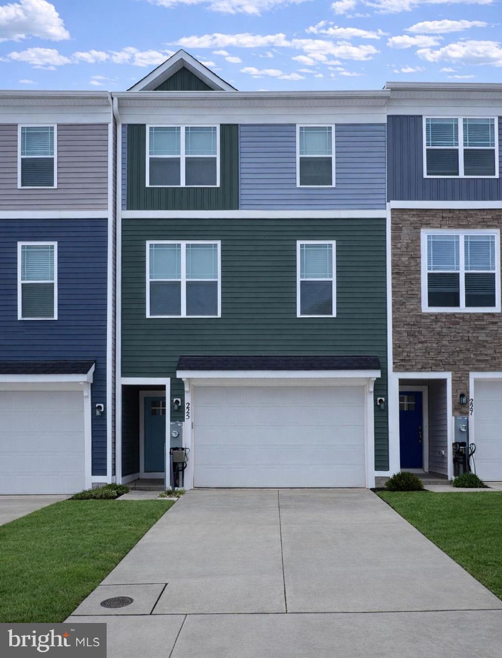 Photo of 225 Jenkins Way, GLEN BURNIE, MD 21061 (MLS # MDAA2135600)