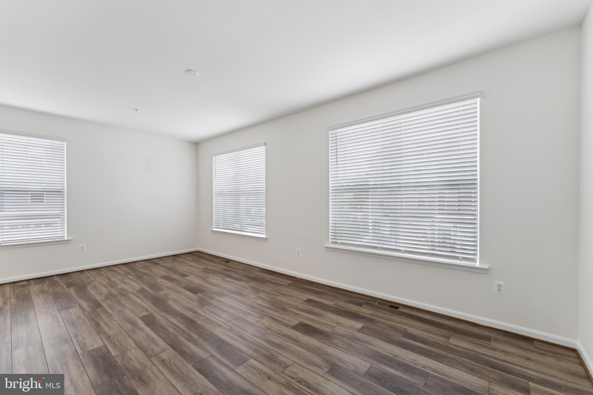 PARKE WEST - Residential