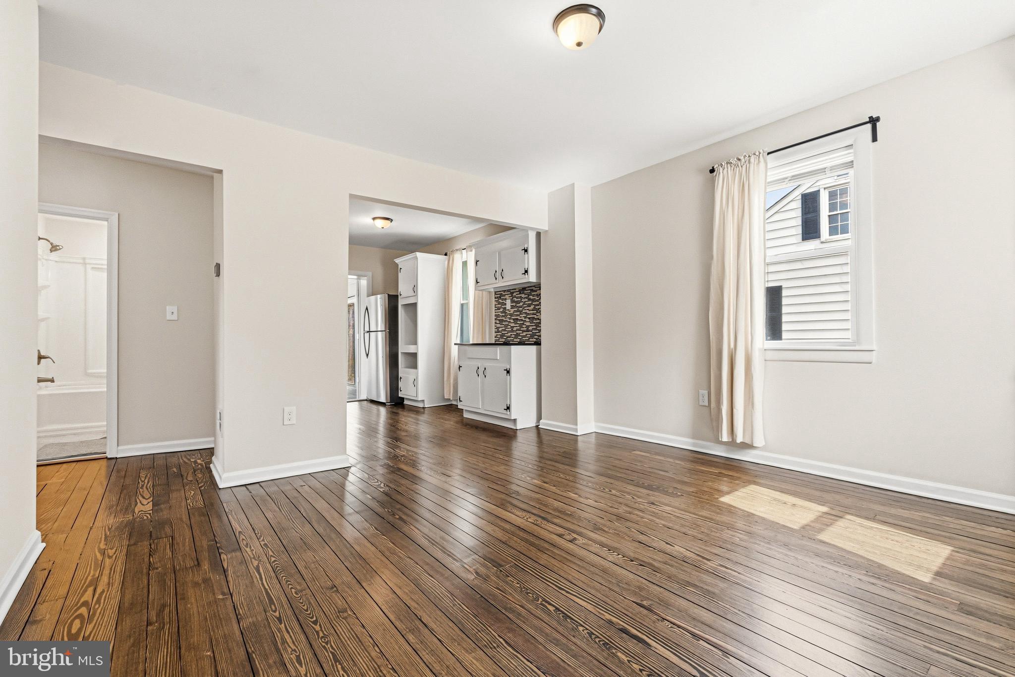 GRAY MANOR - Residential