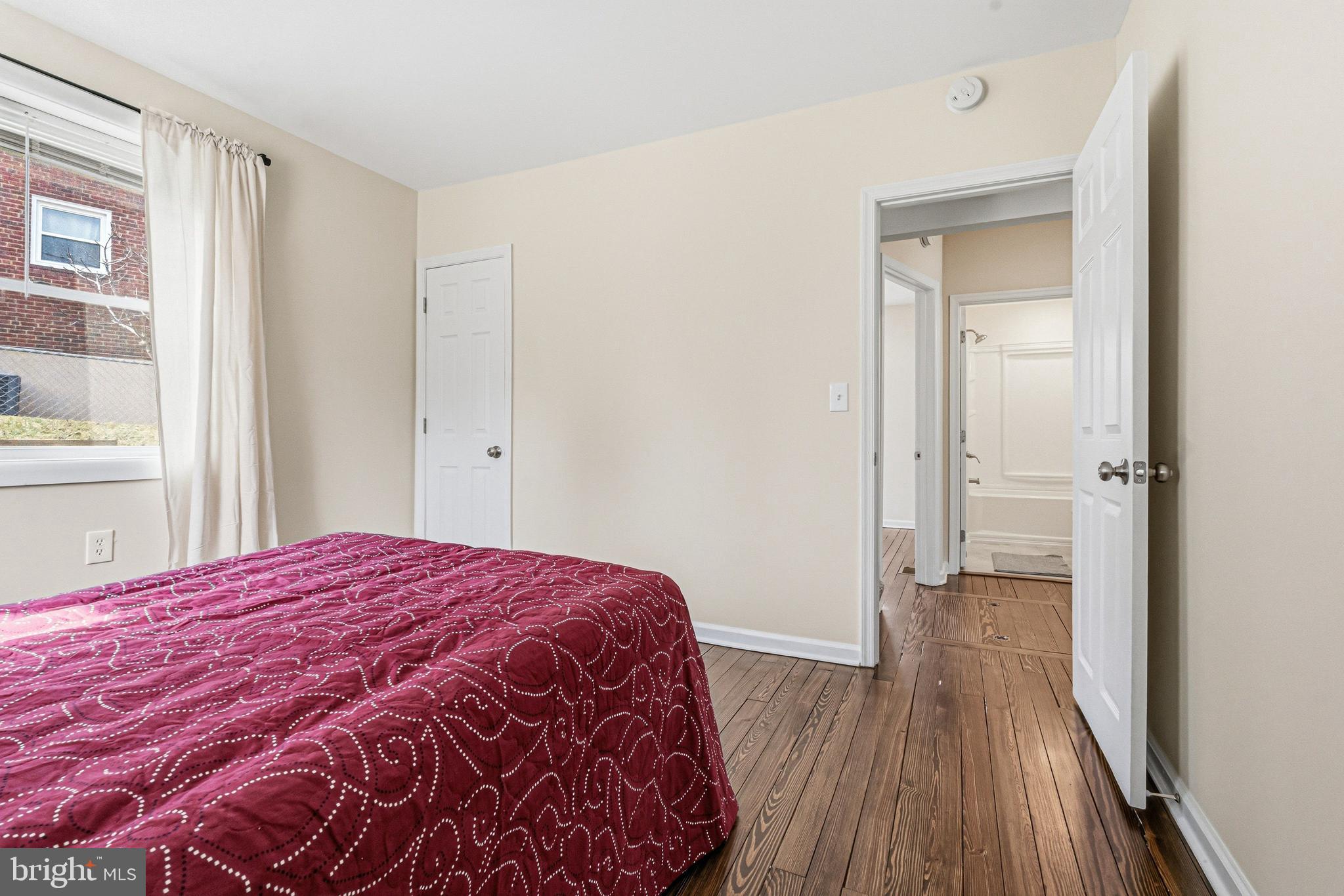 GRAY MANOR - Residential