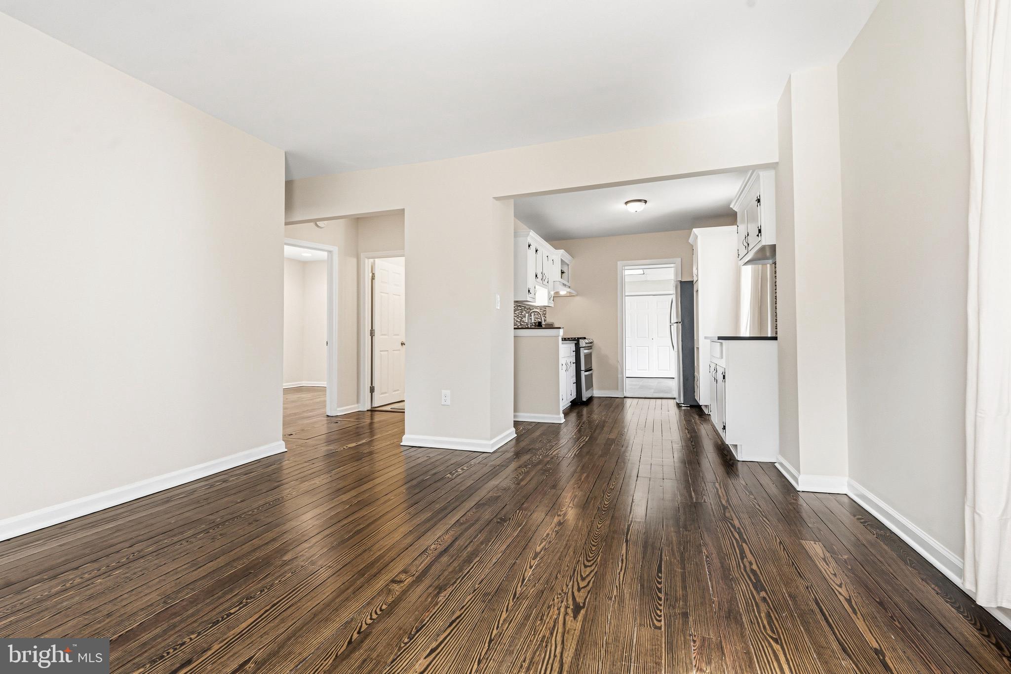 GRAY MANOR - Residential