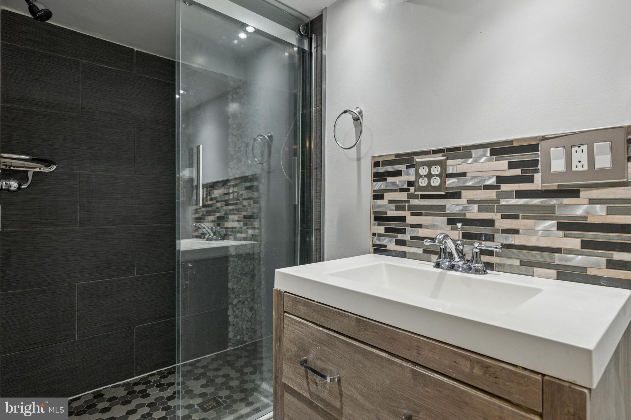 WEST OAK LANE - Residential