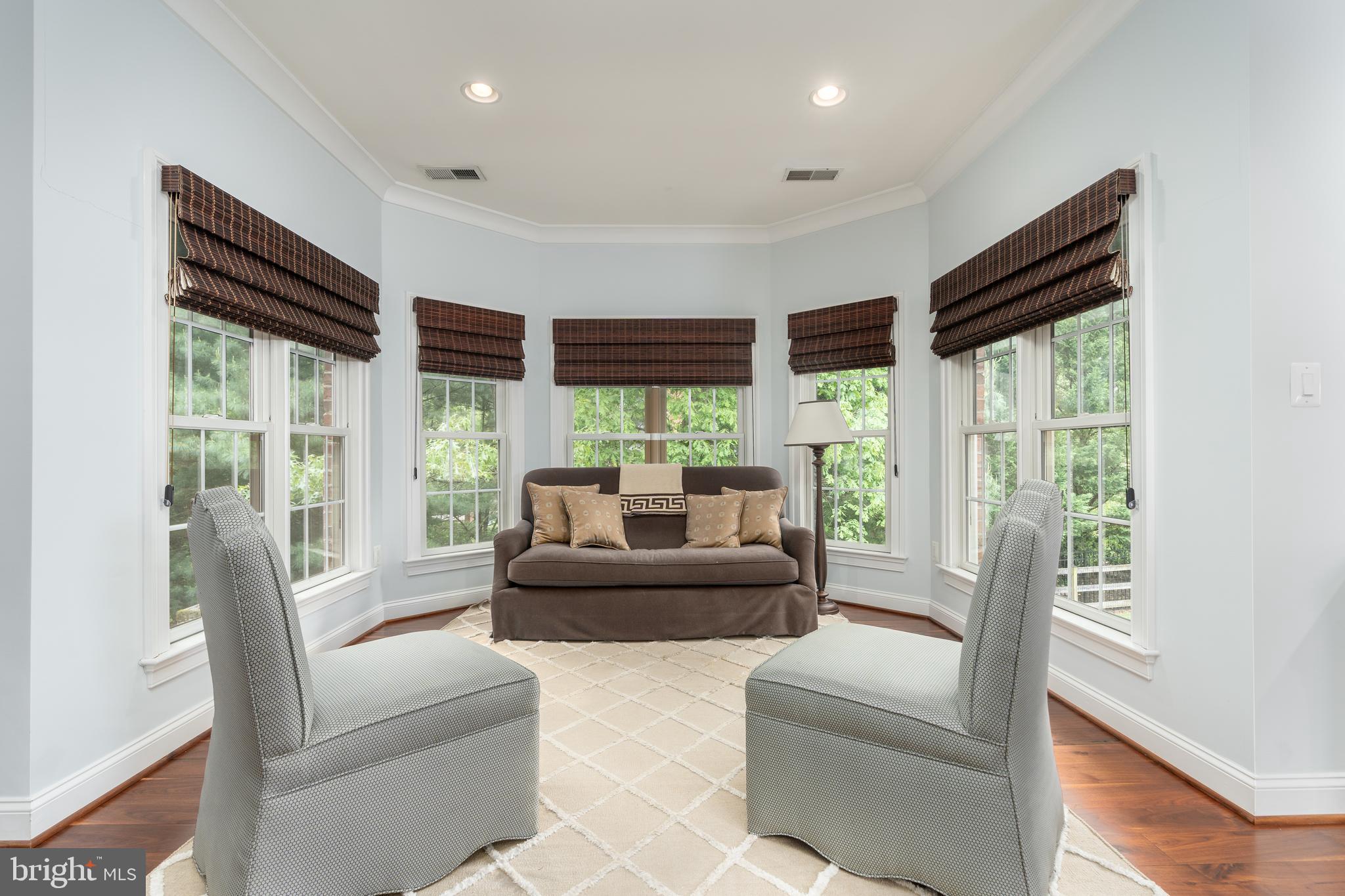 WINDSONG - Residential