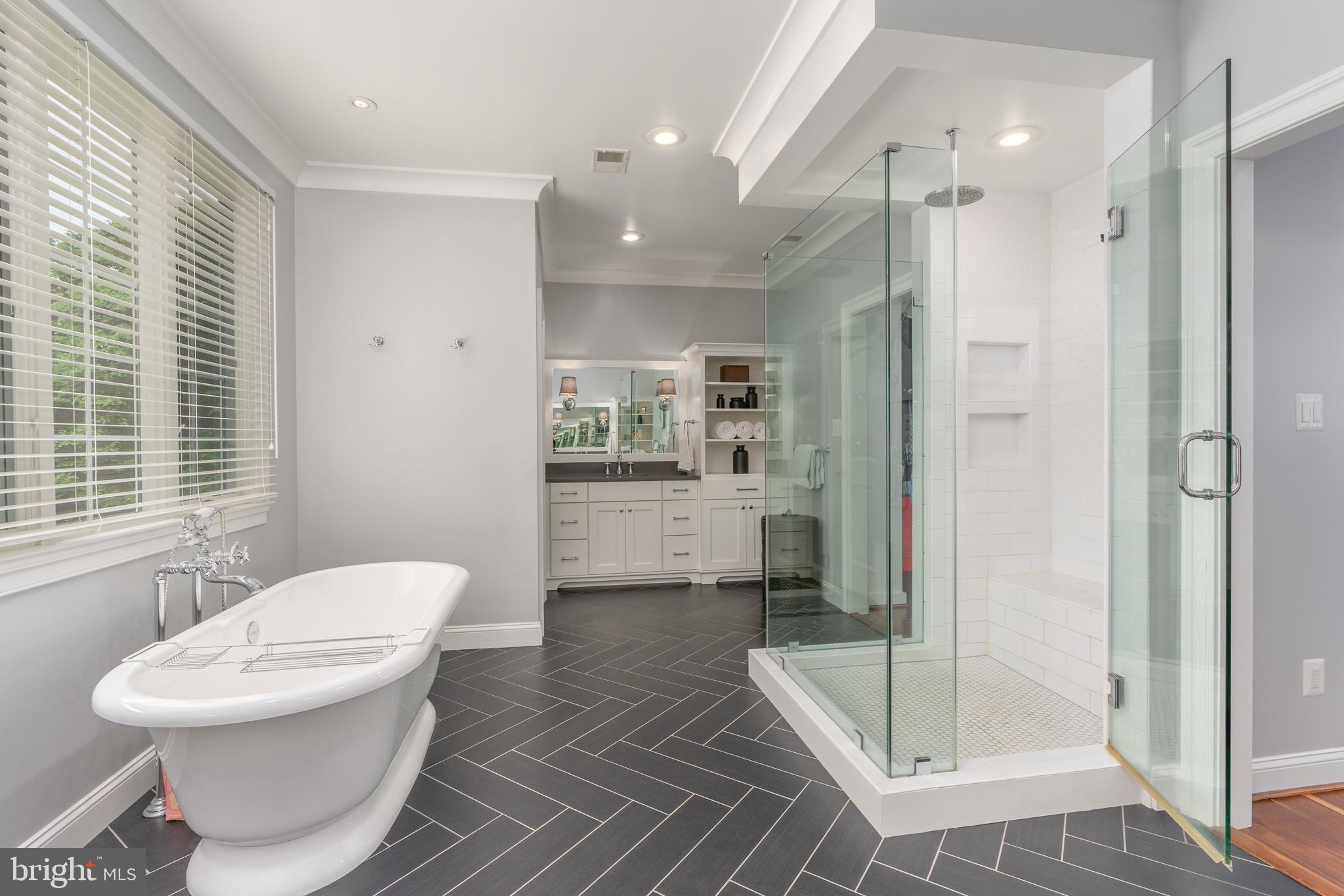 WINDSONG - Residential