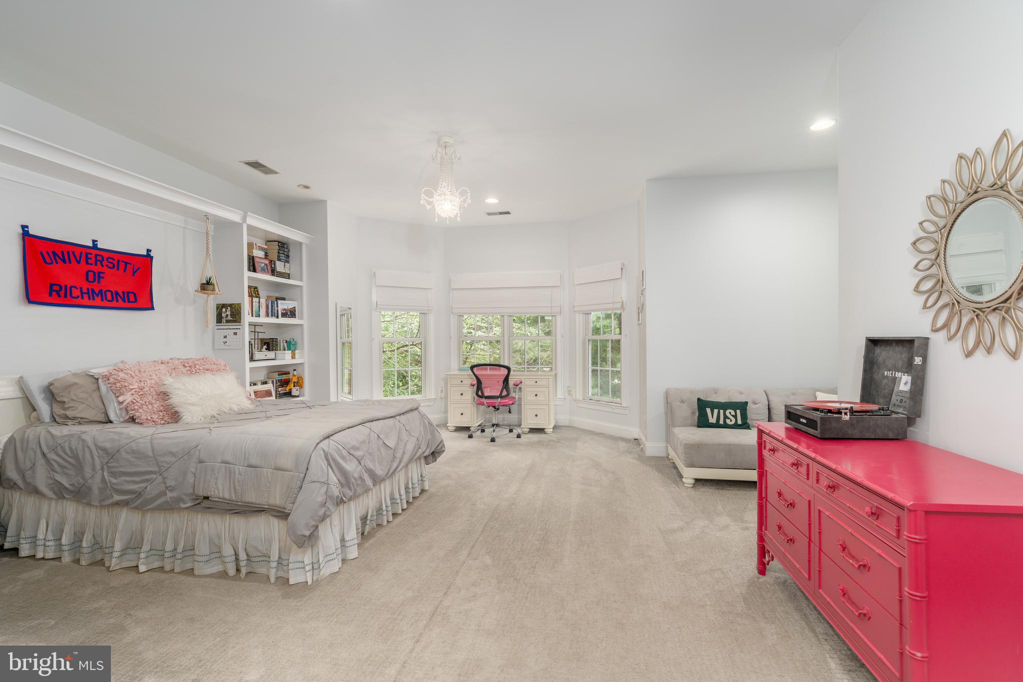 WINDSONG - Residential