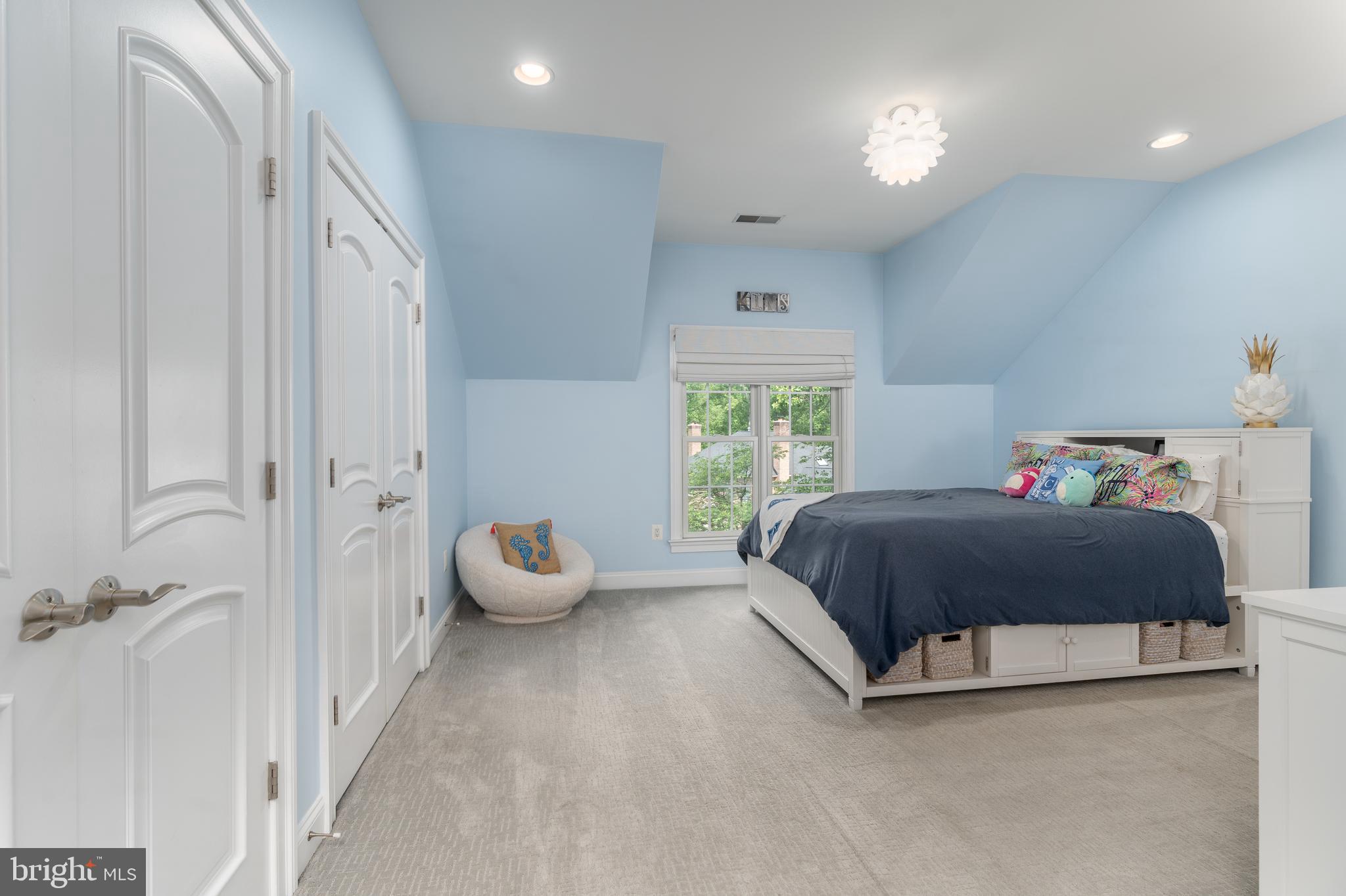 WINDSONG - Residential