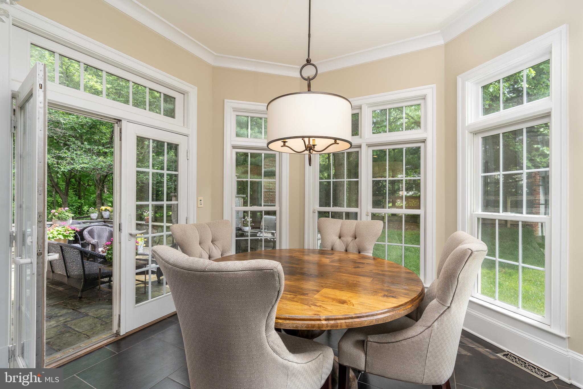 WINDSONG - Residential