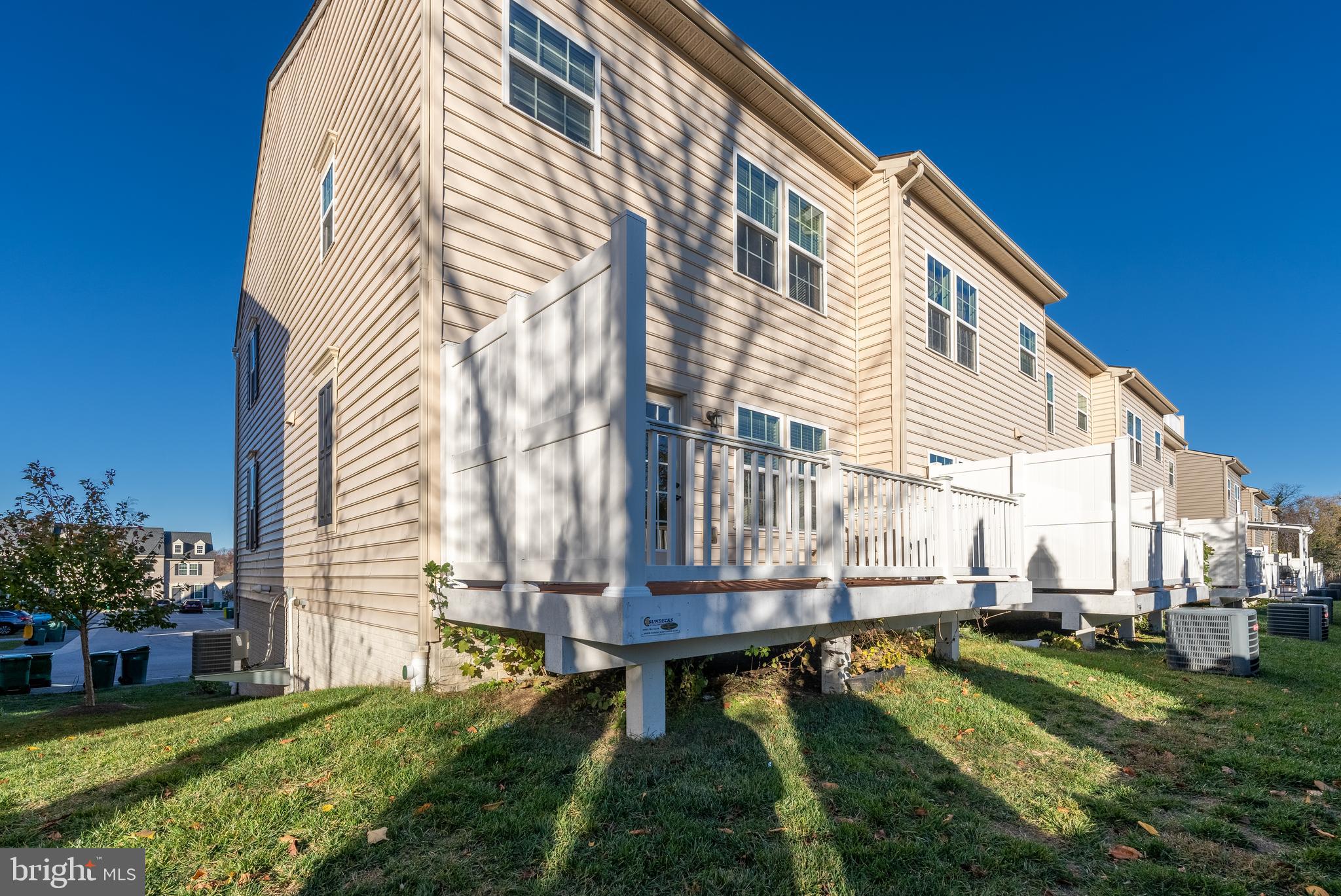 ELLICOTT CROSSING - Residential Lease