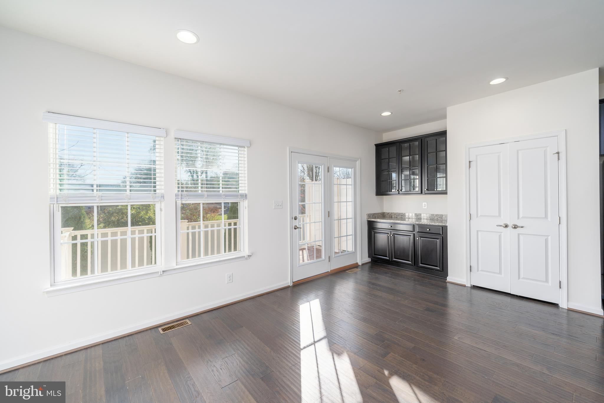 ELLICOTT CROSSING - Residential Lease