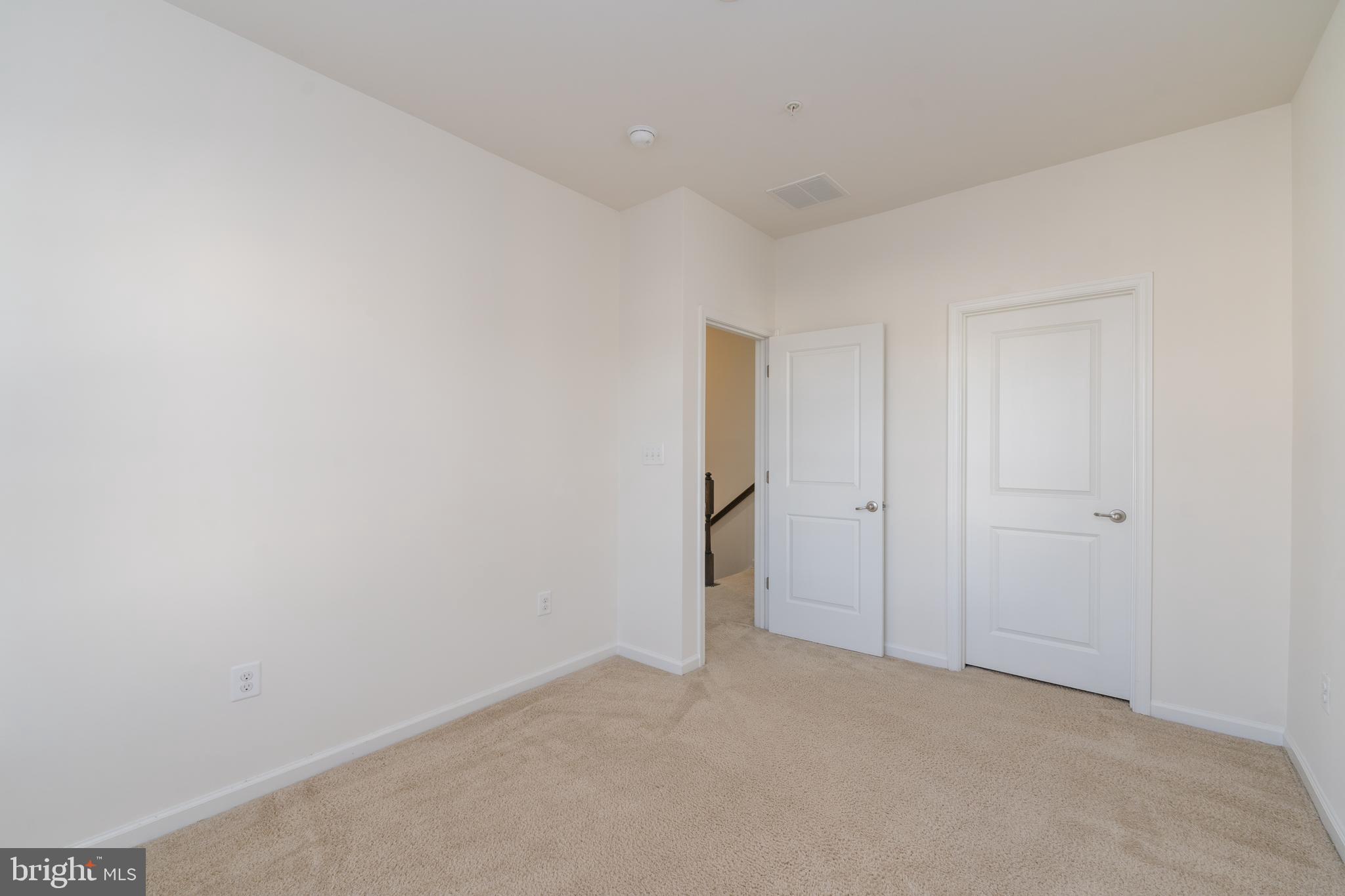 ELLICOTT CROSSING - Residential Lease