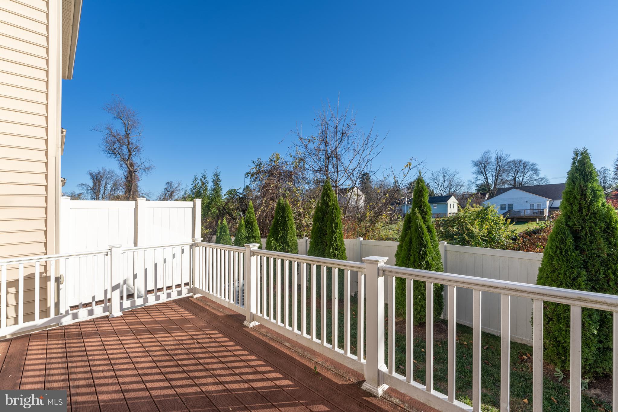 ELLICOTT CROSSING - Residential Lease