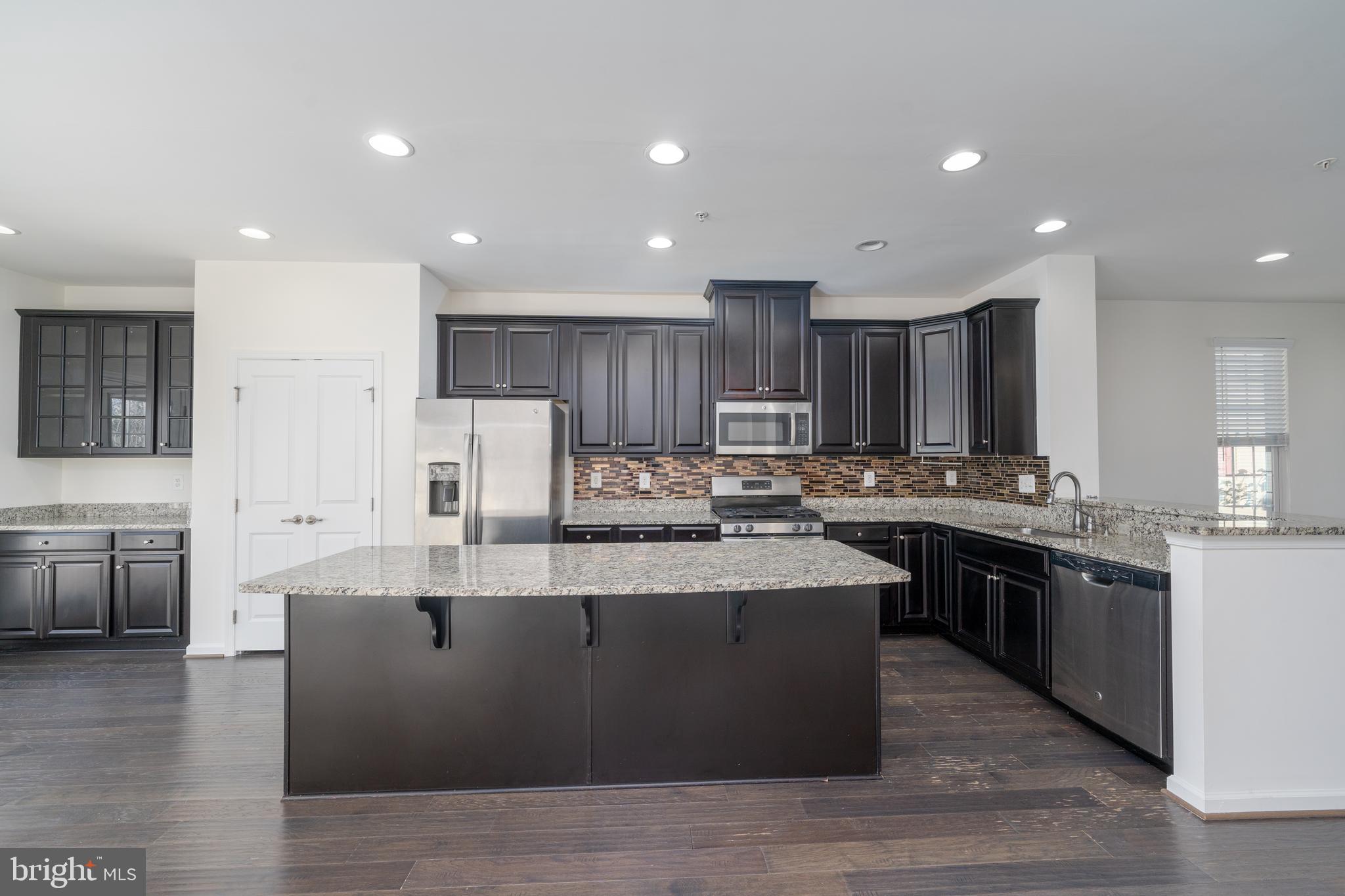 ELLICOTT CROSSING - Residential Lease